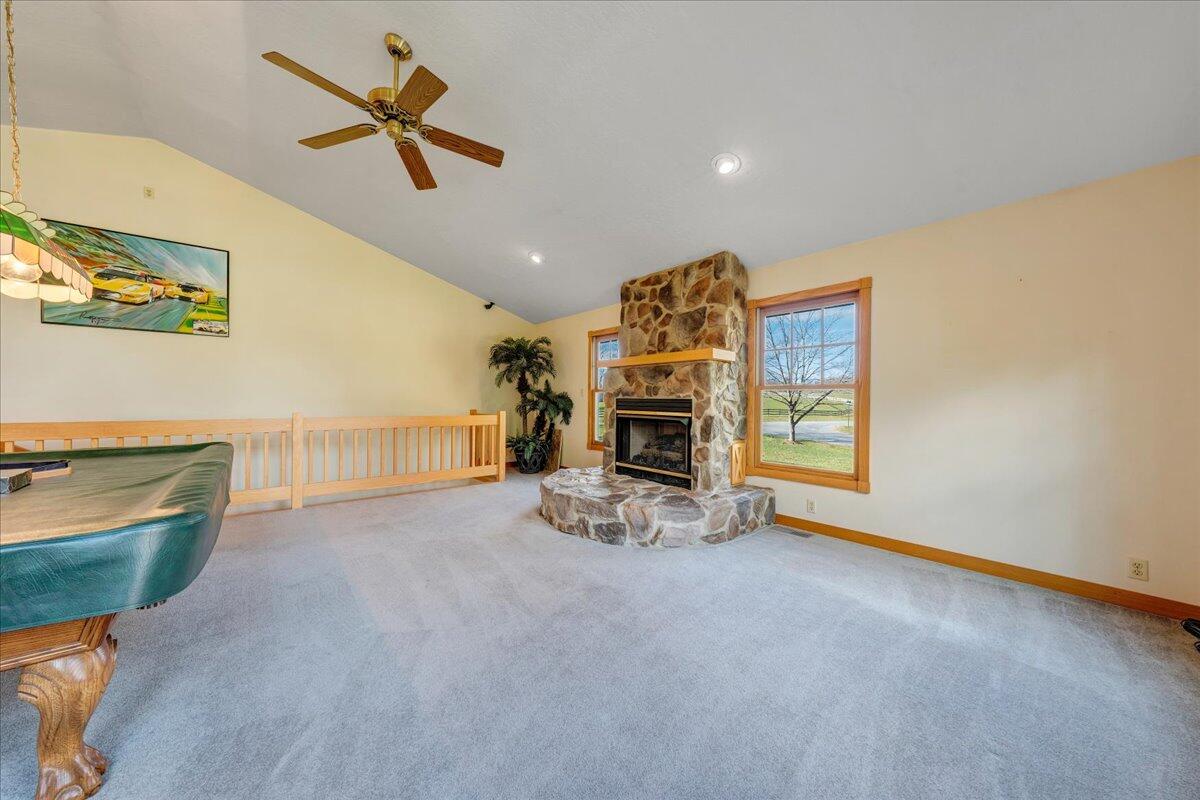 30 Rhonda DR