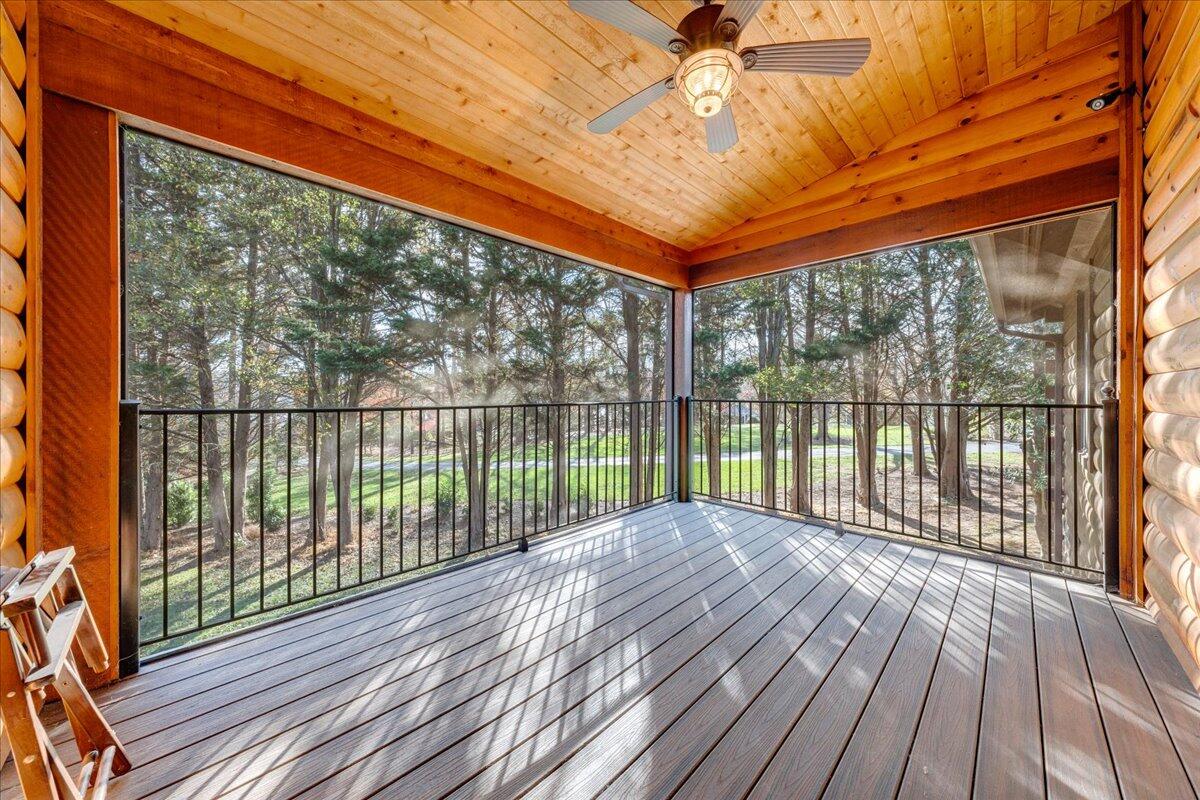 30 Rhonda DR