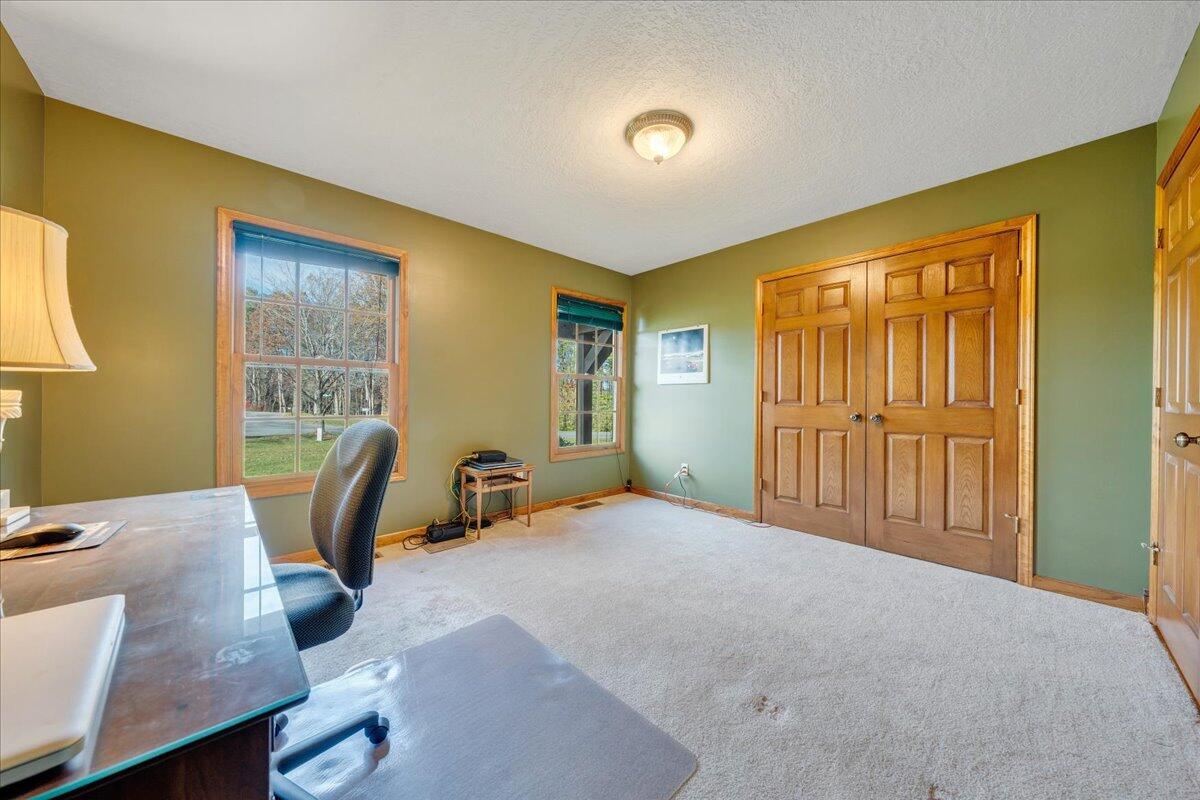30 Rhonda DR