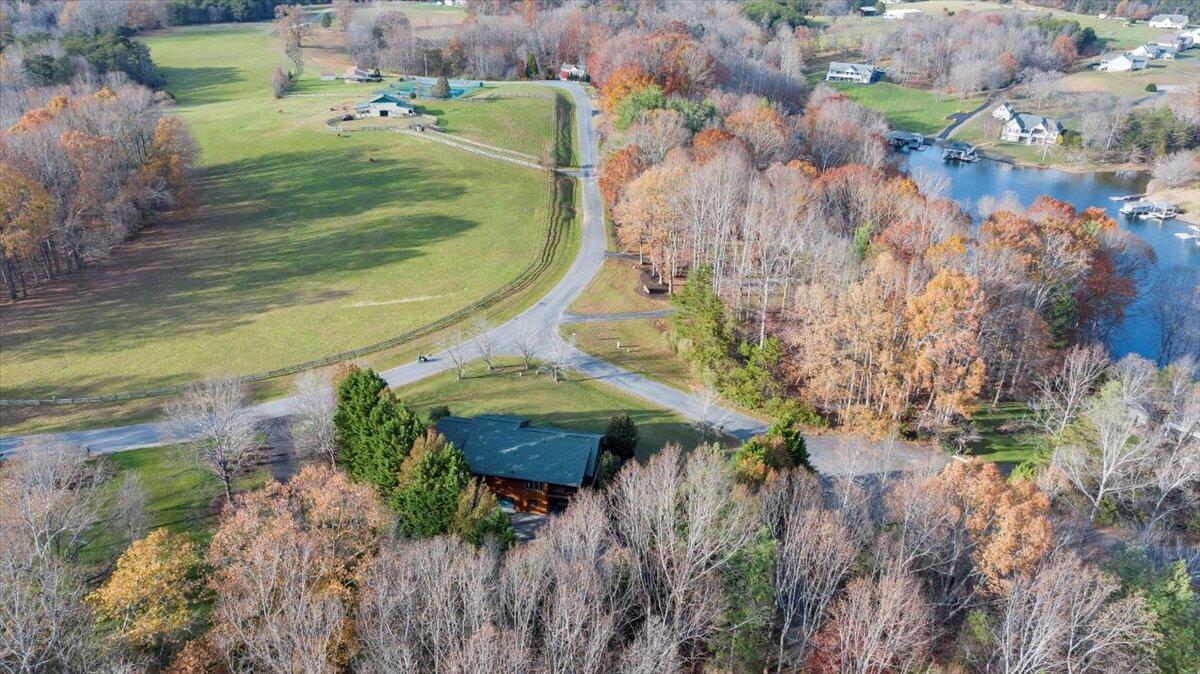 30 Rhonda DR