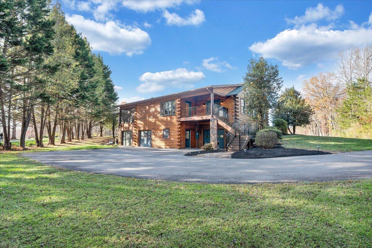 30 Rhonda DR