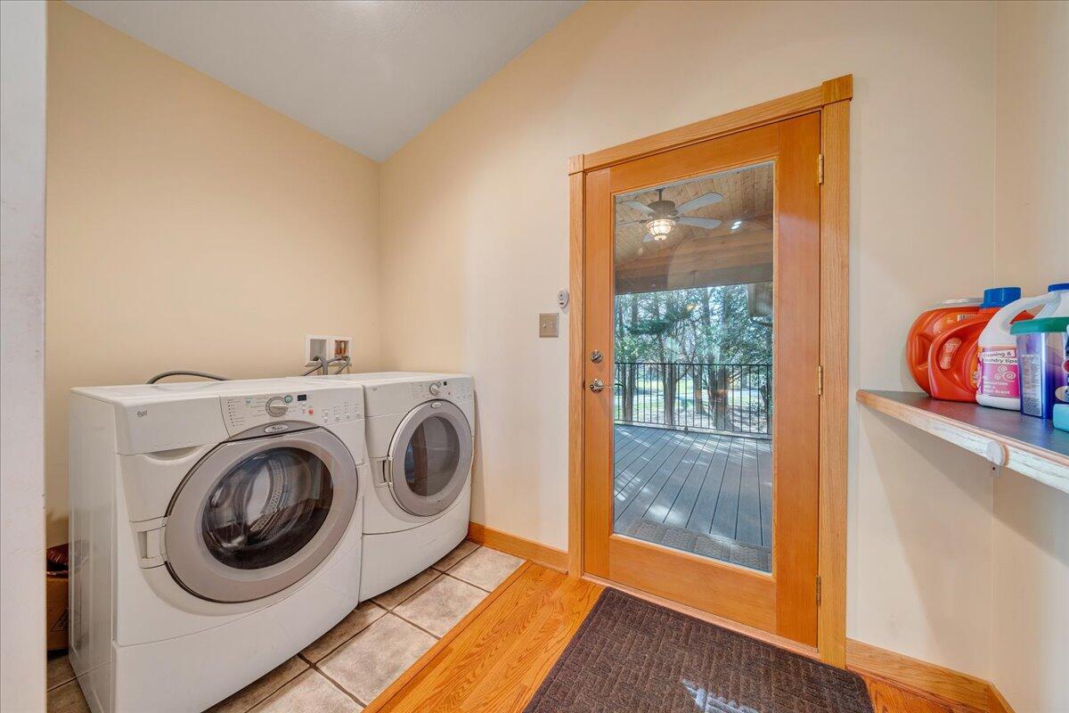 30 Rhonda DR