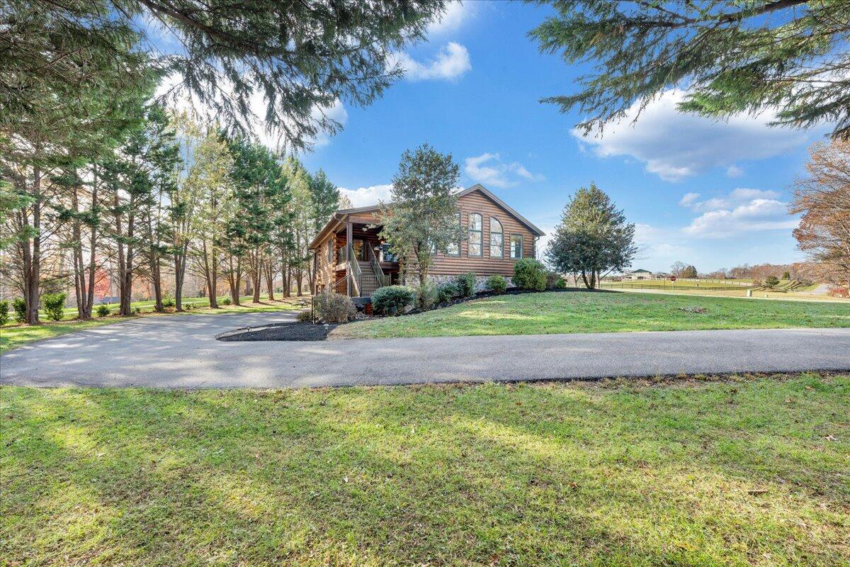 30 Rhonda DR