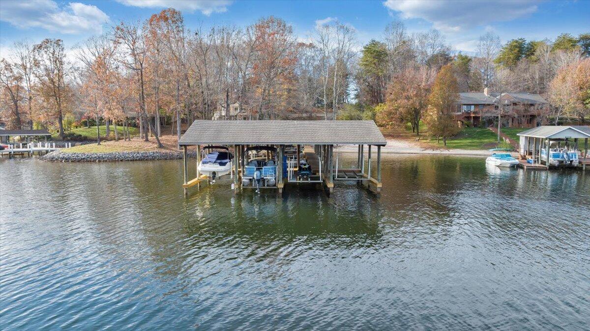 30 Rhonda DR