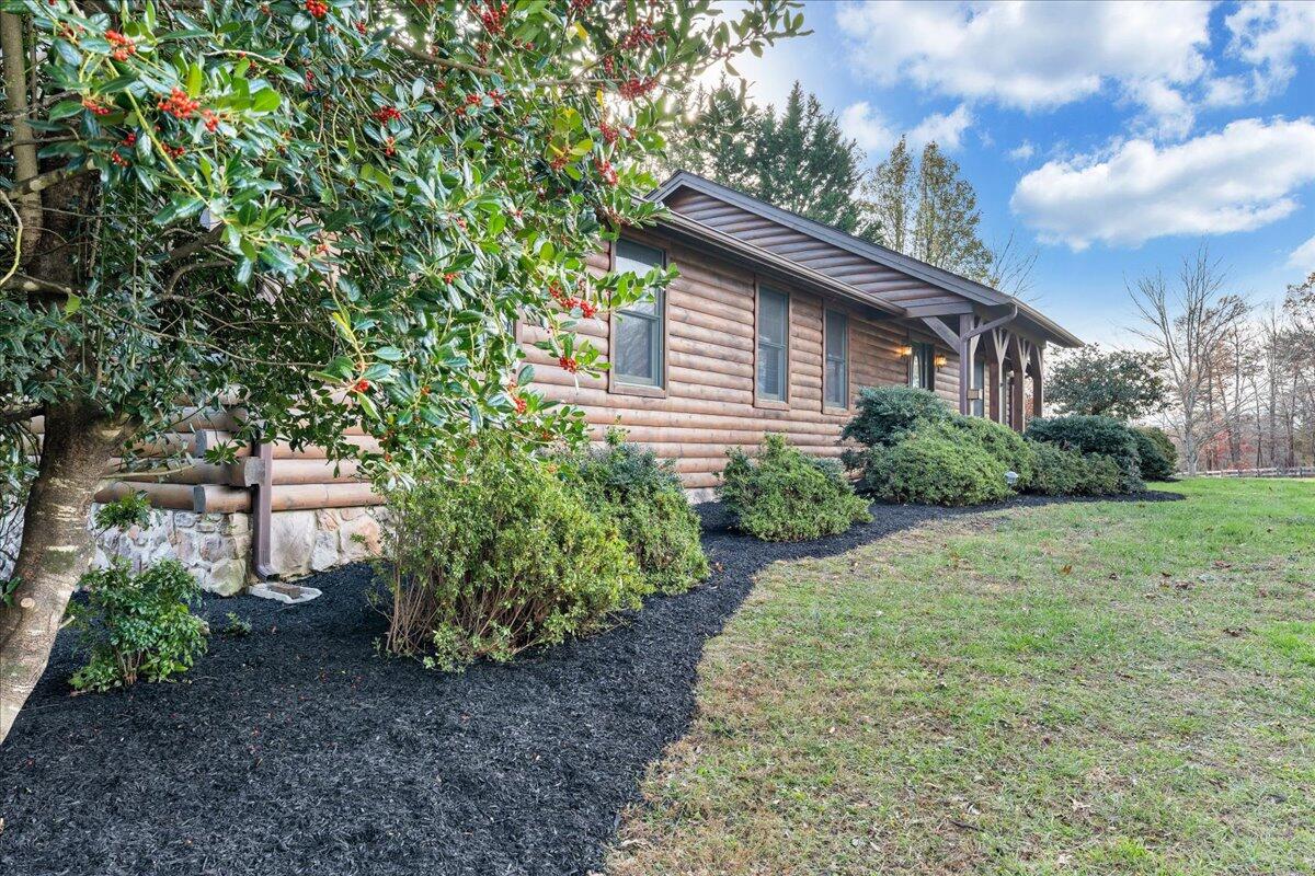 30 Rhonda DR
