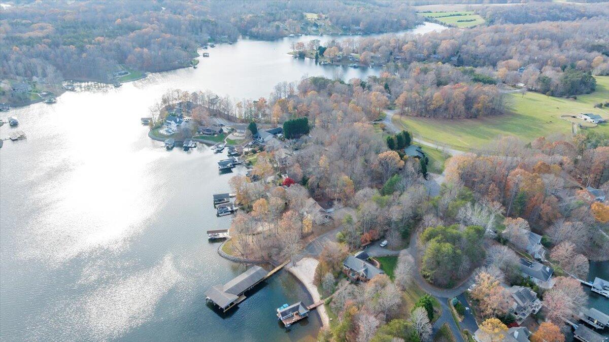 30 Rhonda DR