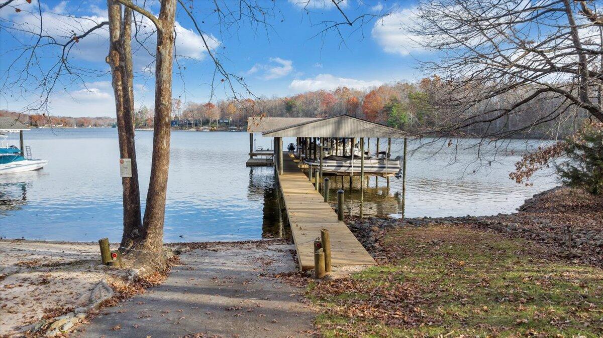 30 Rhonda DR