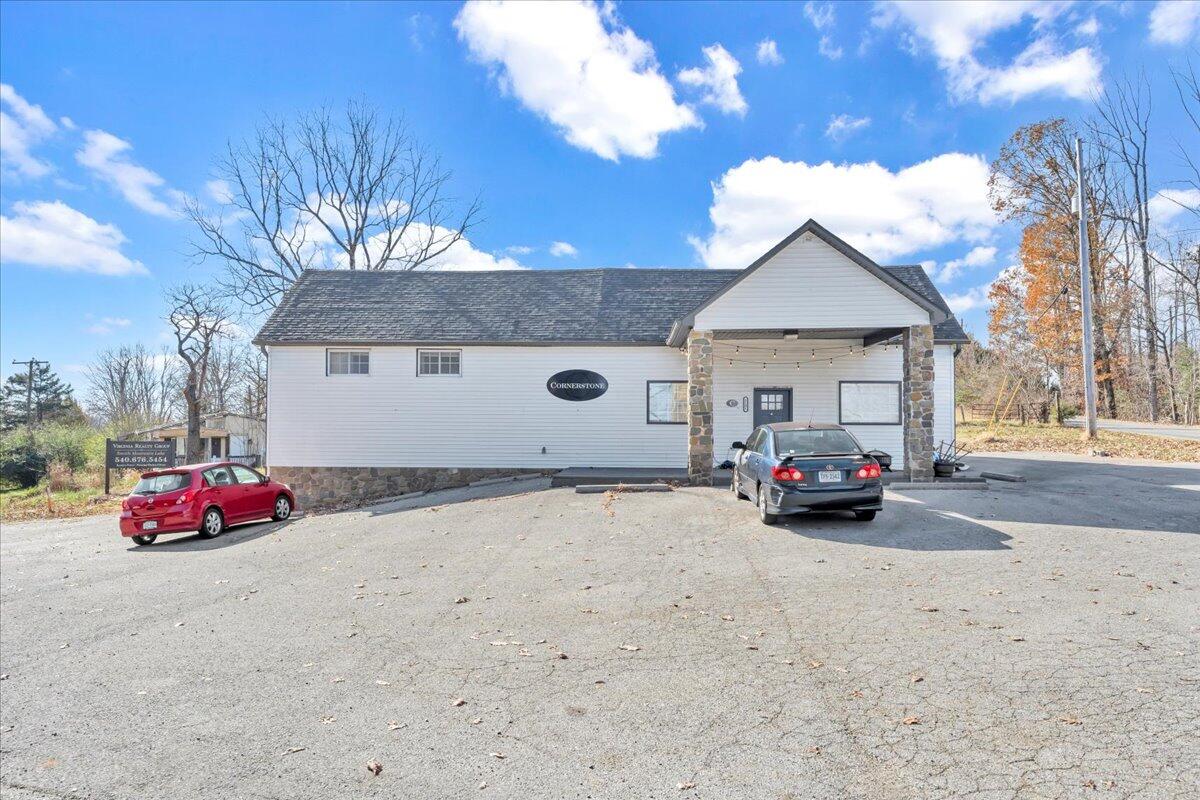 2101 Hardy RD Unit: Apt A