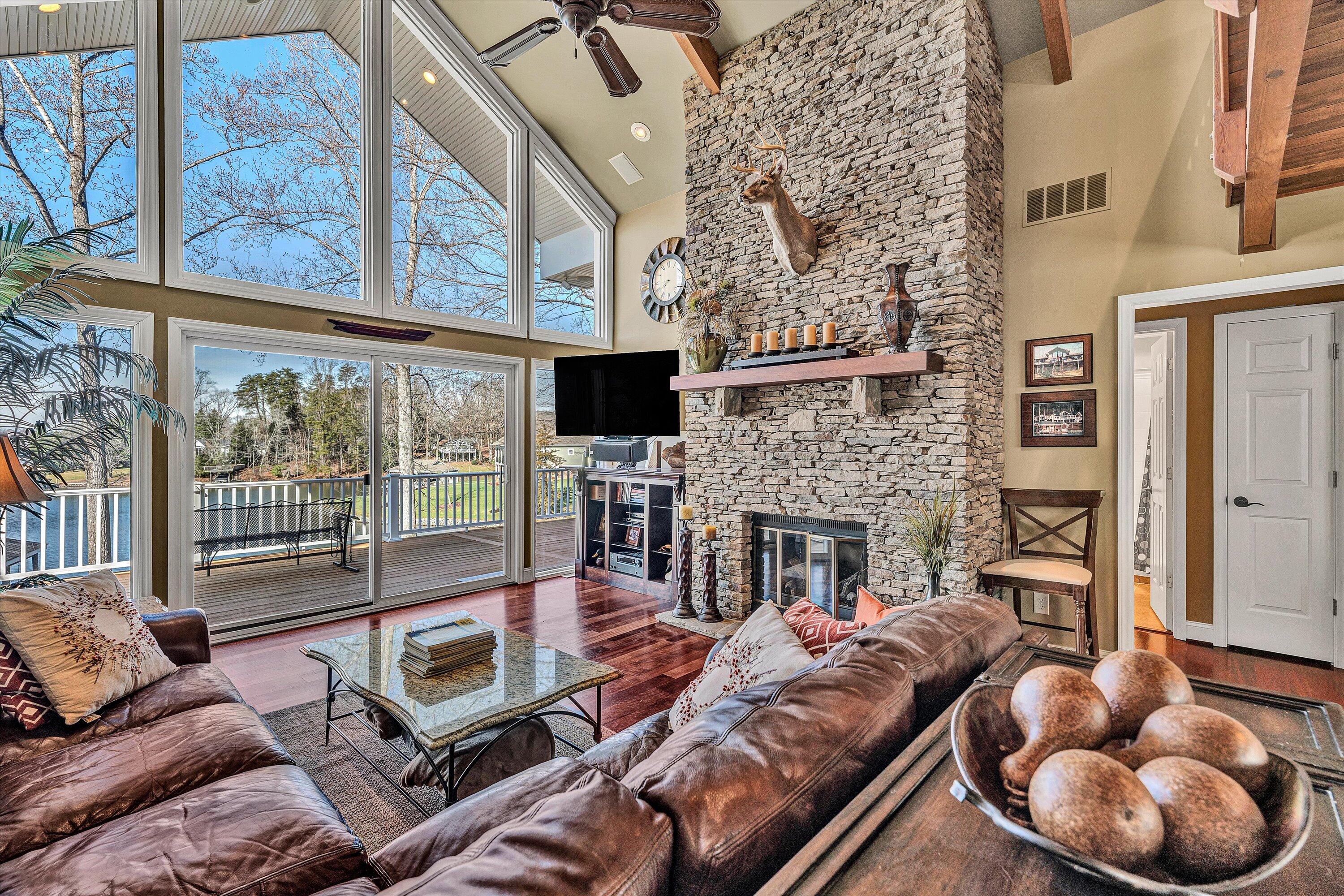 332 Fingerlake RD