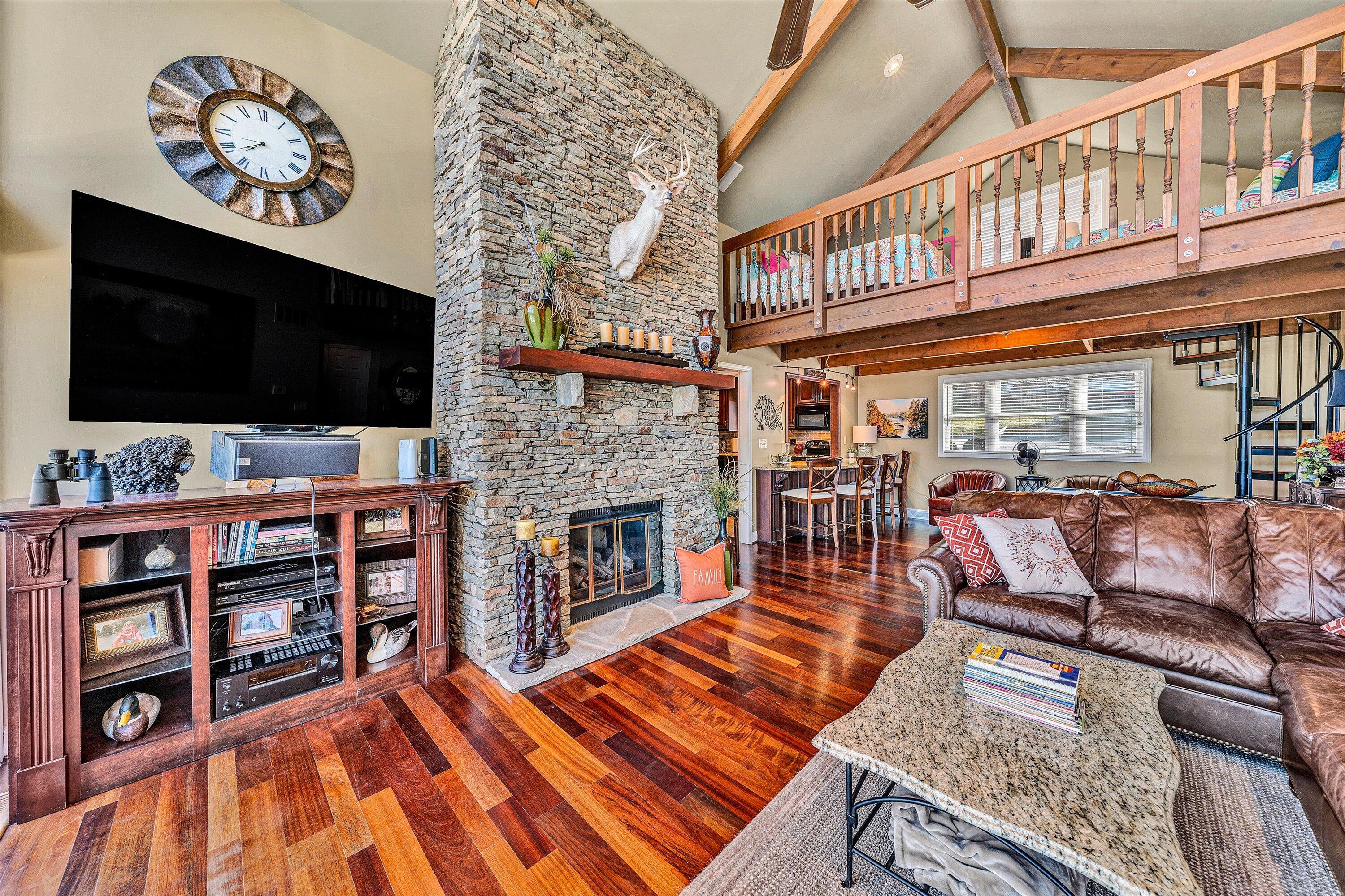332 Fingerlake RD
