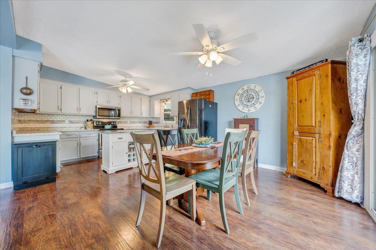 319 Mill Lake Rd