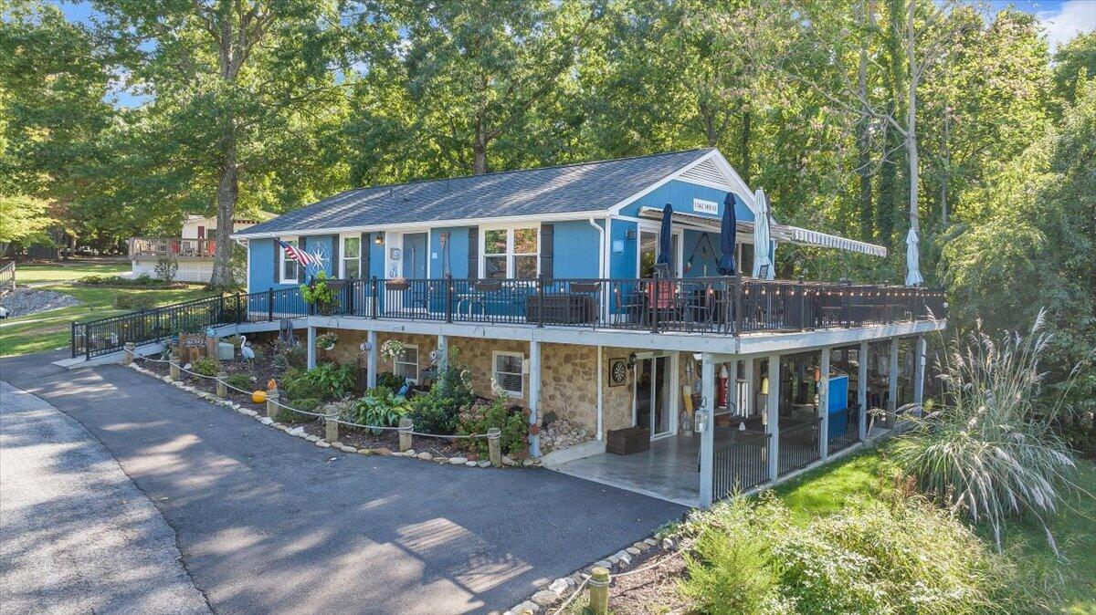 319 Mill Lake Rd