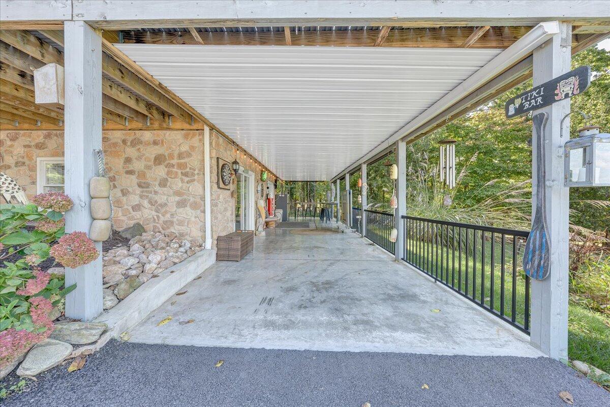 319 Mill Lake Rd
