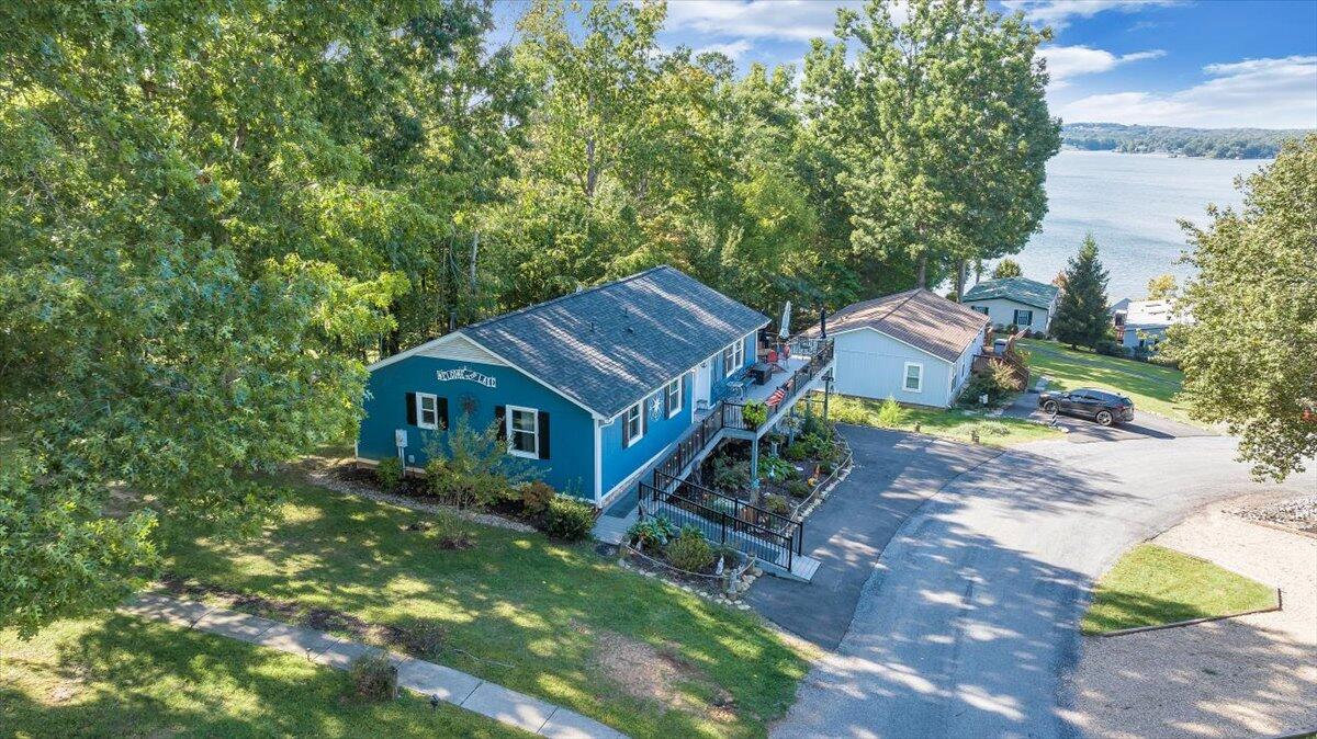 319 Mill Lake Rd
