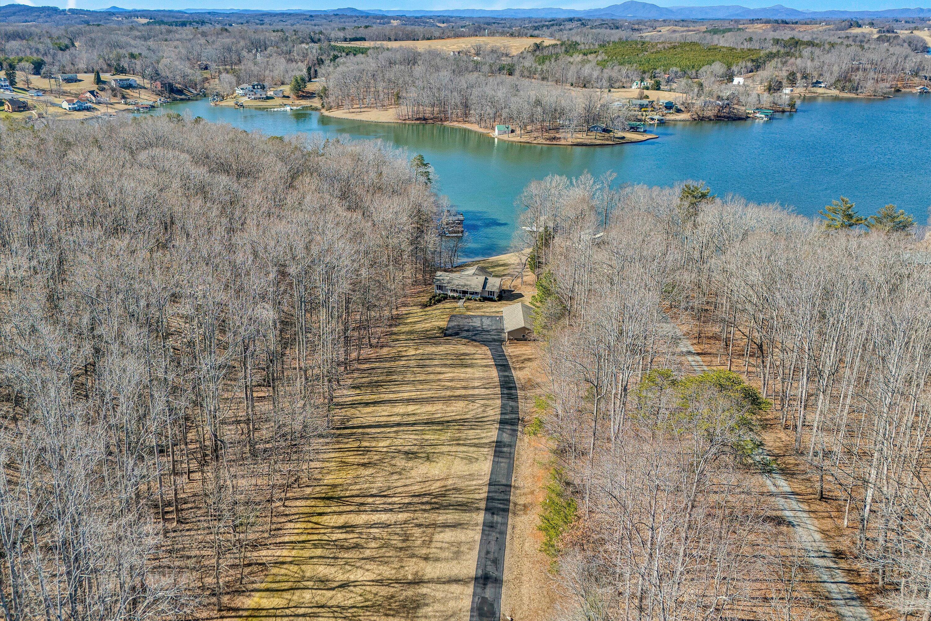 2865 Kemp Ford RD