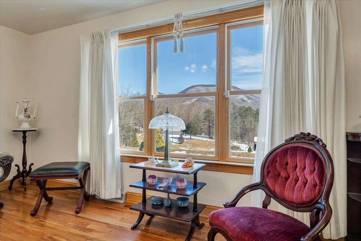 1064 Little Catawba Creek Rd