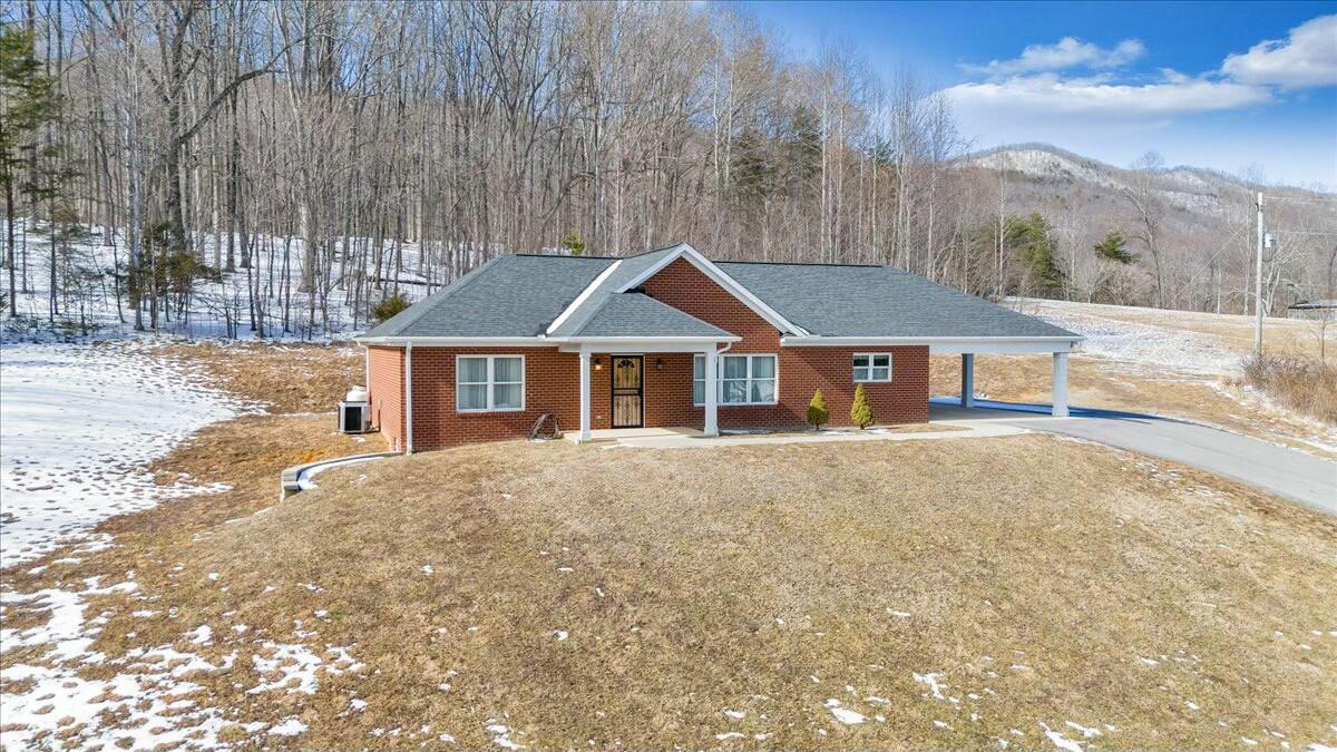 1064 Little Catawba Creek Rd