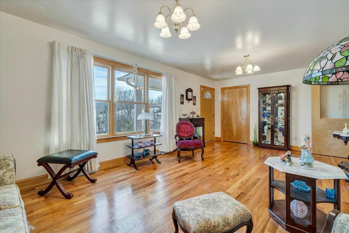 1064 Little Catawba Creek Rd