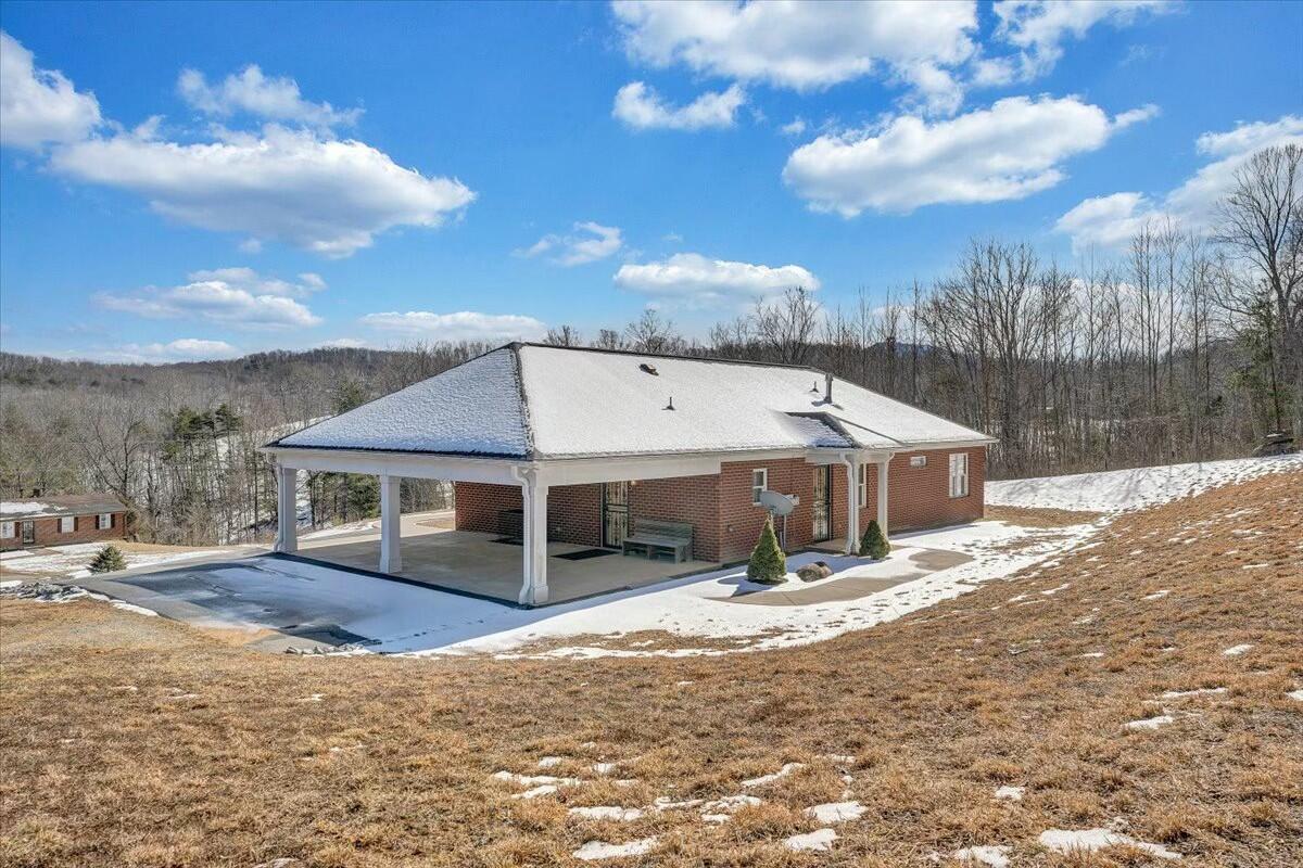 1064 Little Catawba Creek Rd