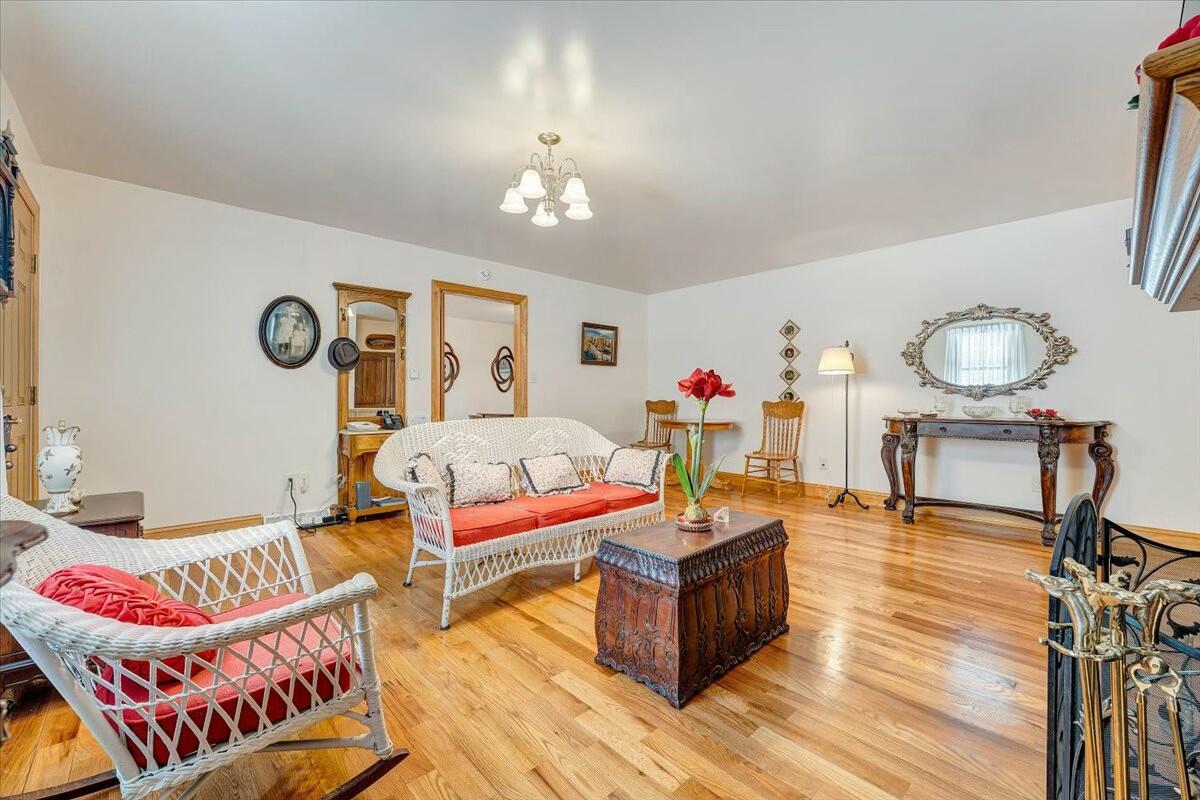 1064 Little Catawba Creek Rd