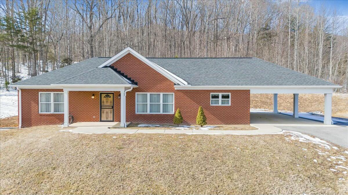 1064 Little Catawba Creek Rd