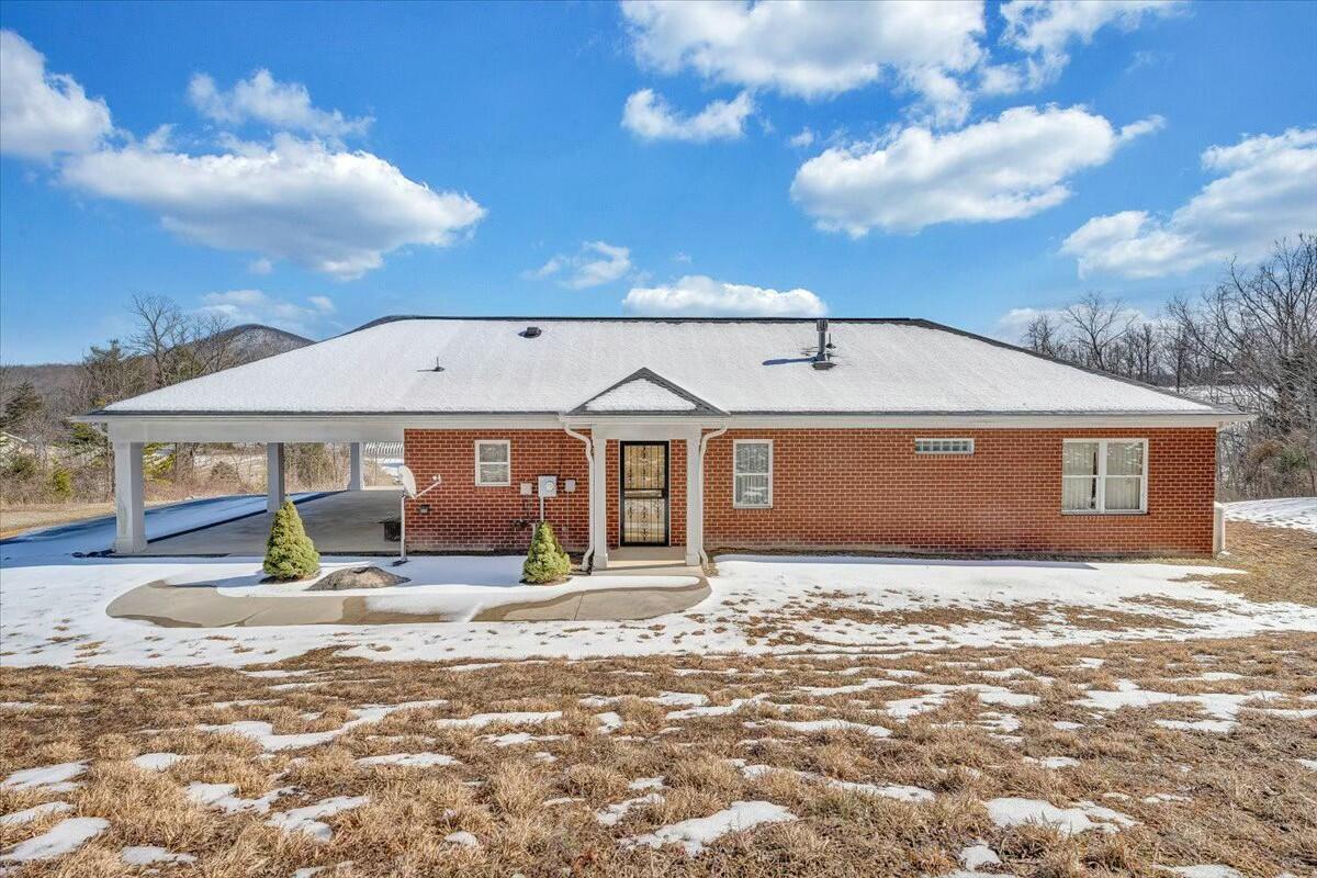 1064 Little Catawba Creek Rd