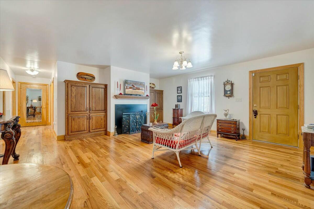 1064 Little Catawba Creek Rd