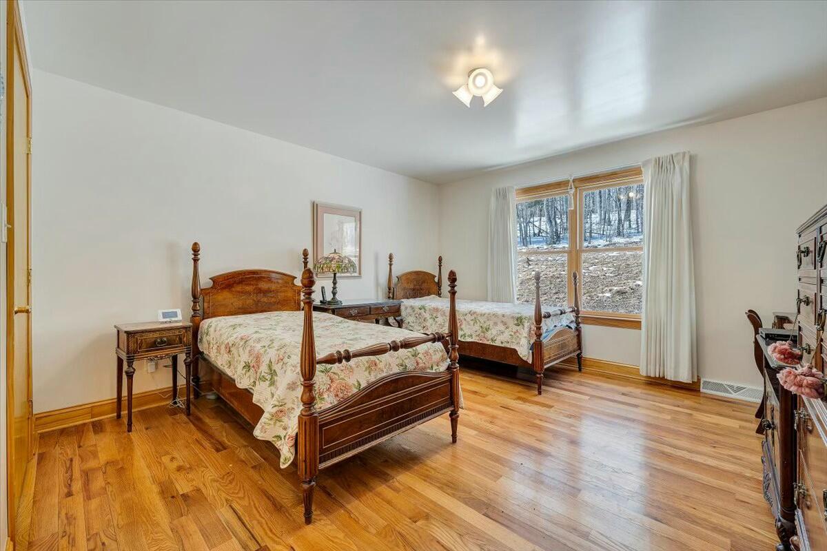 1064 Little Catawba Creek Rd
