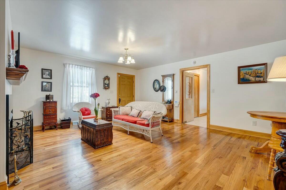 1064 Little Catawba Creek Rd