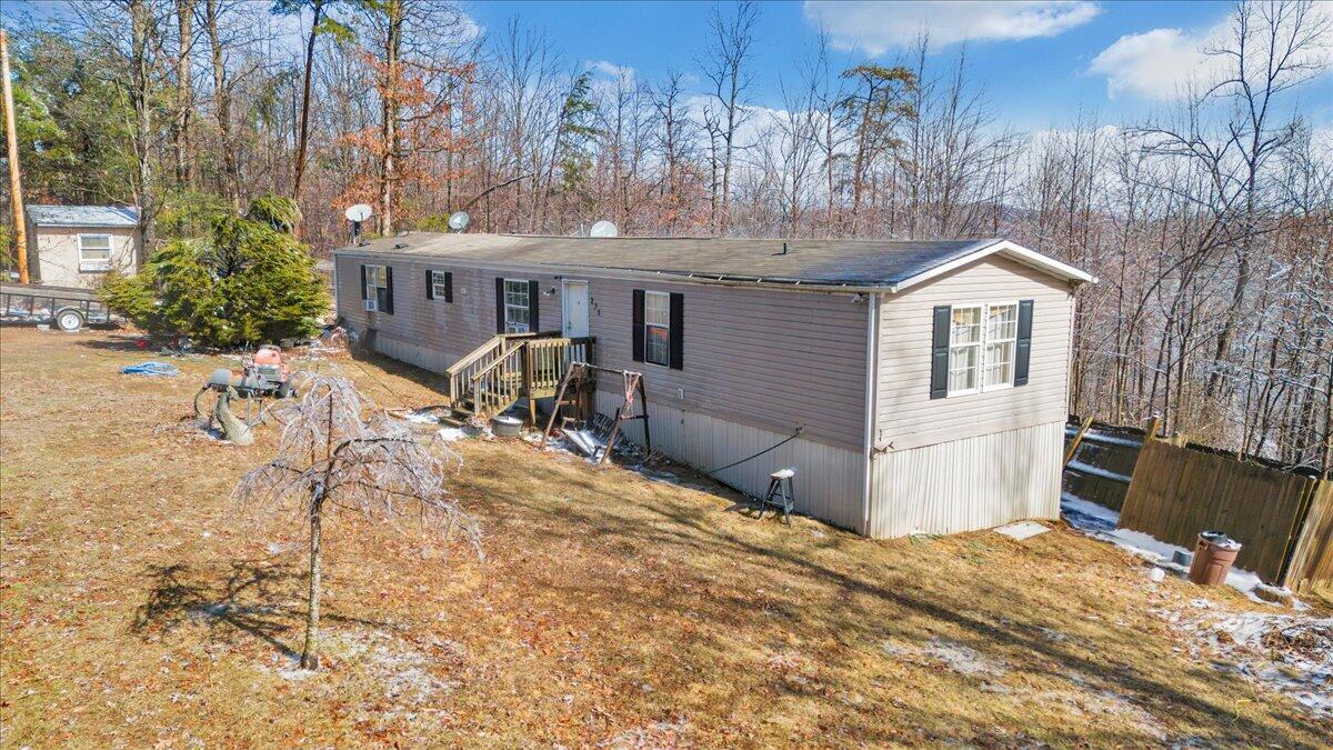 235 Goat LN