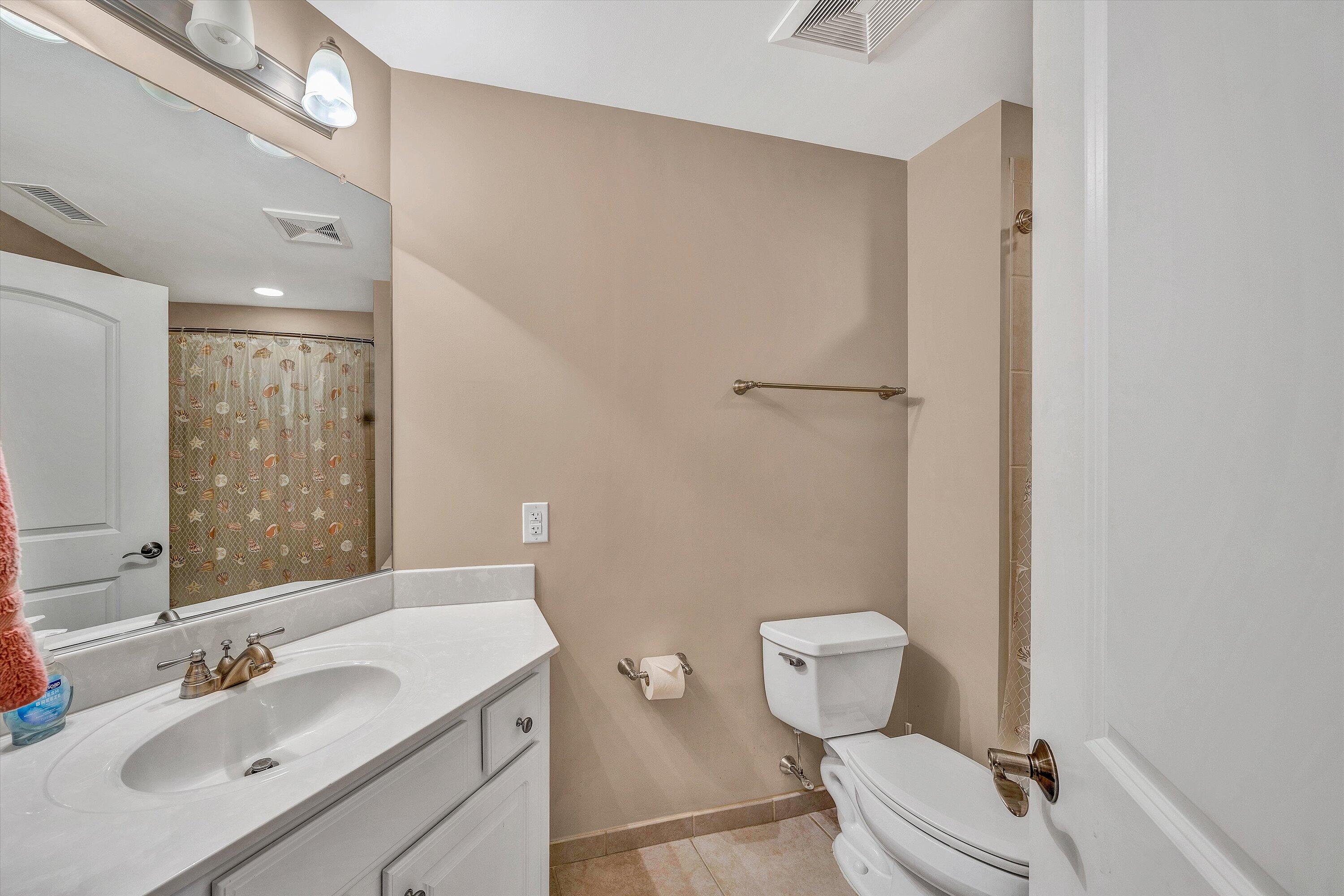 100 Bridgewater Pointe PL Unit: 106