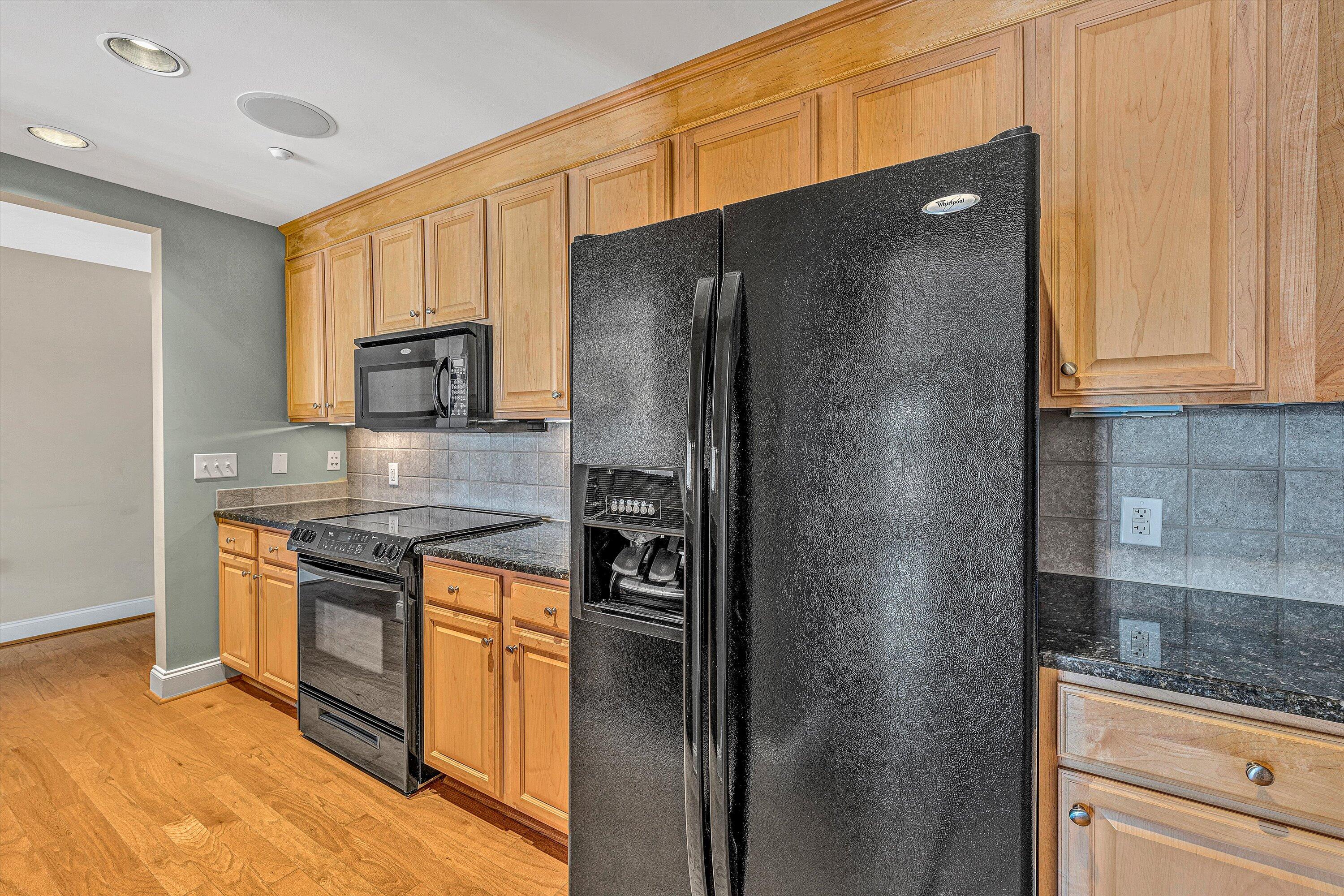 100 Bridgewater Pointe PL Unit: 106