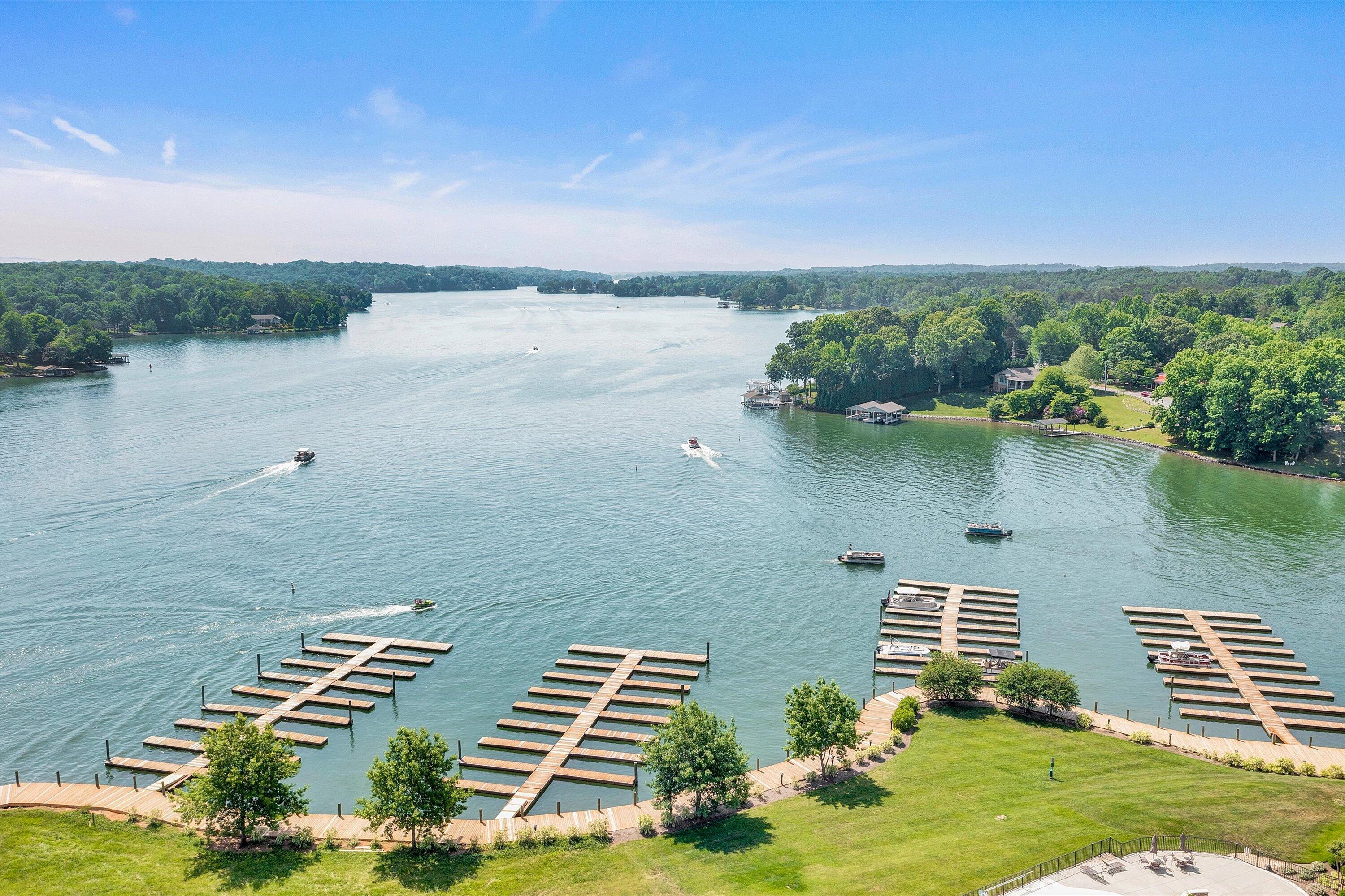 100 Bridgewater Pointe PL Unit: 106