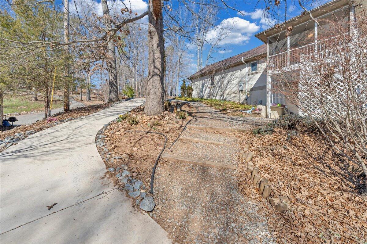 481 Brookwood RD