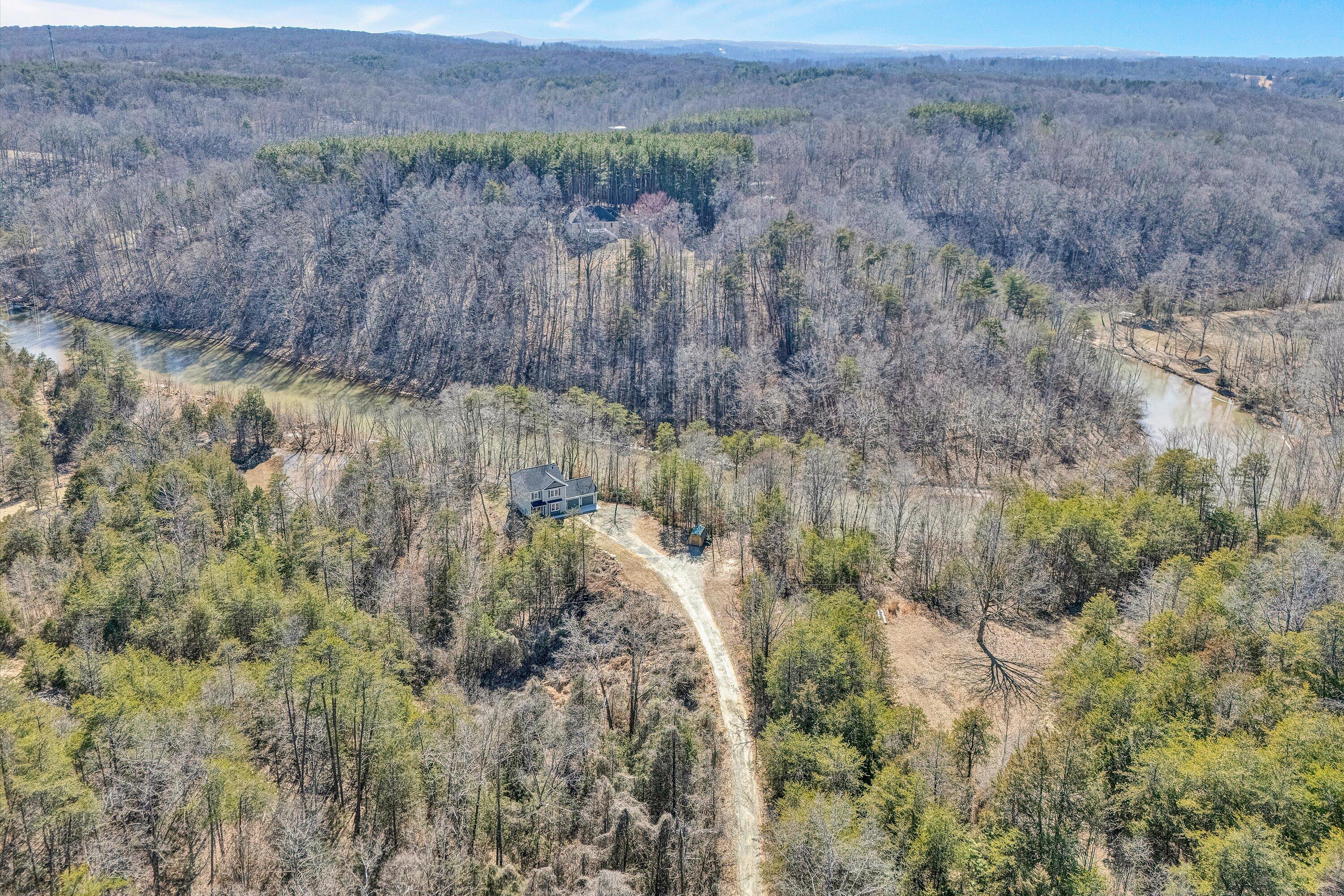 293 Gilford RD