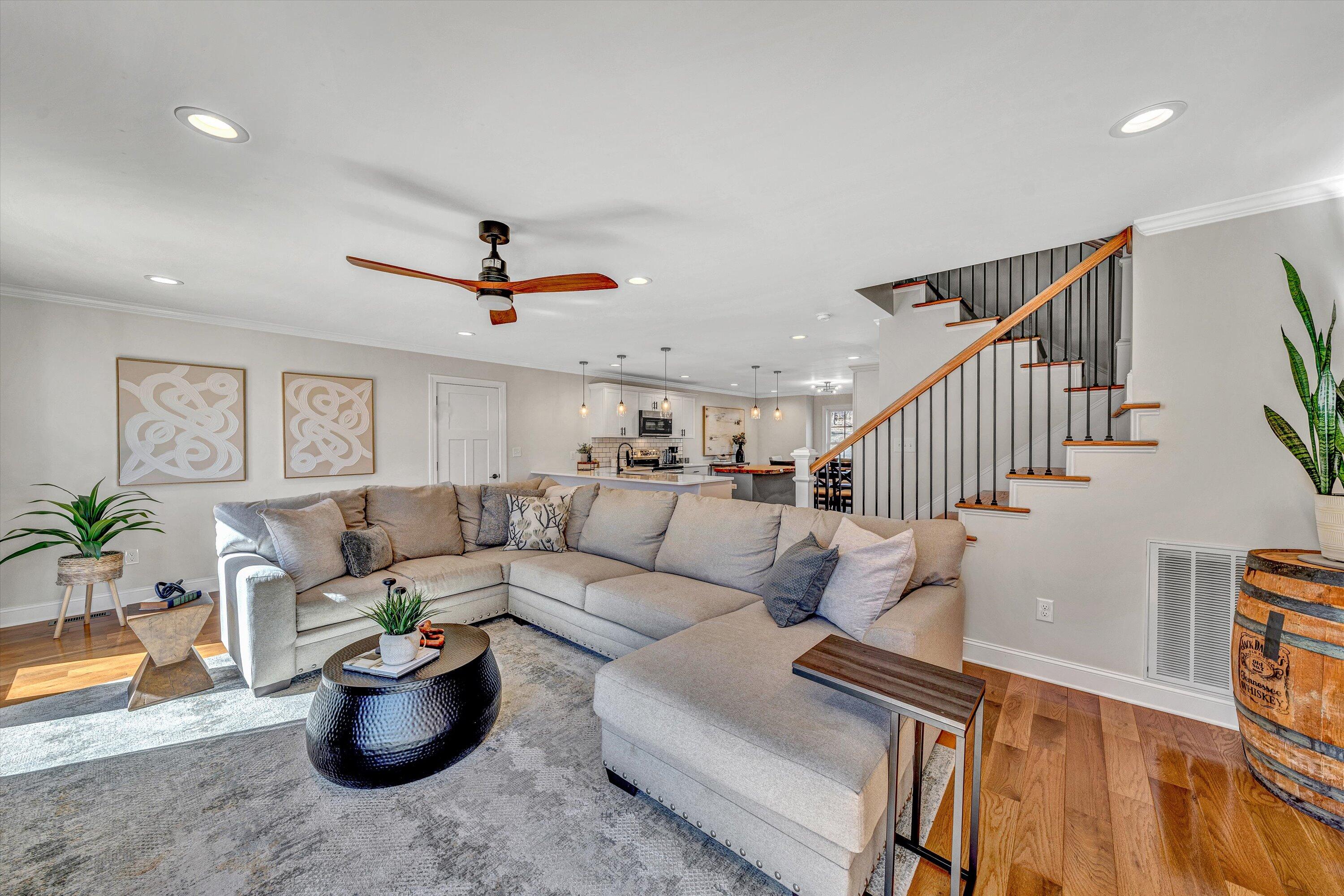 293 Gilford RD