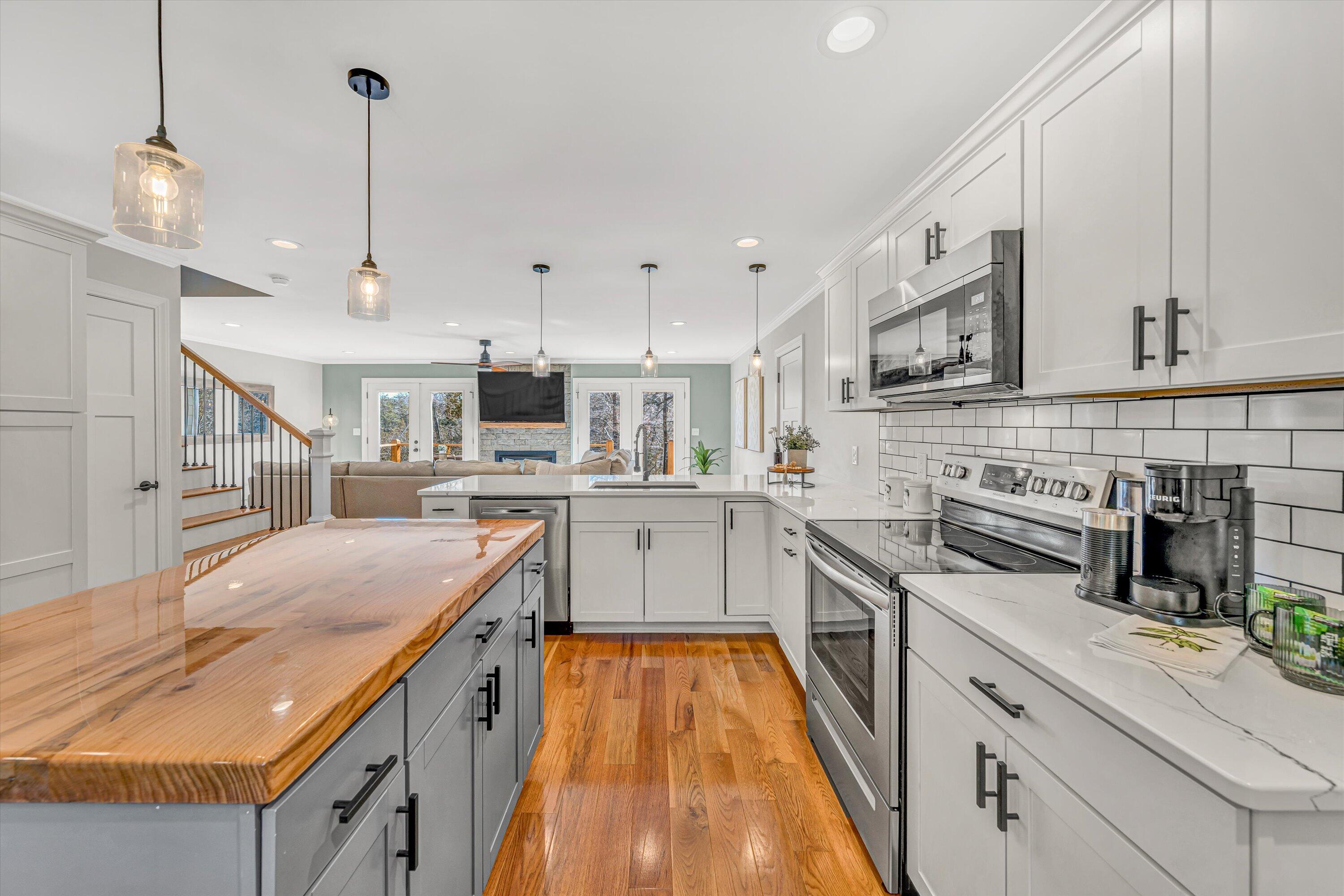 293 Gilford RD