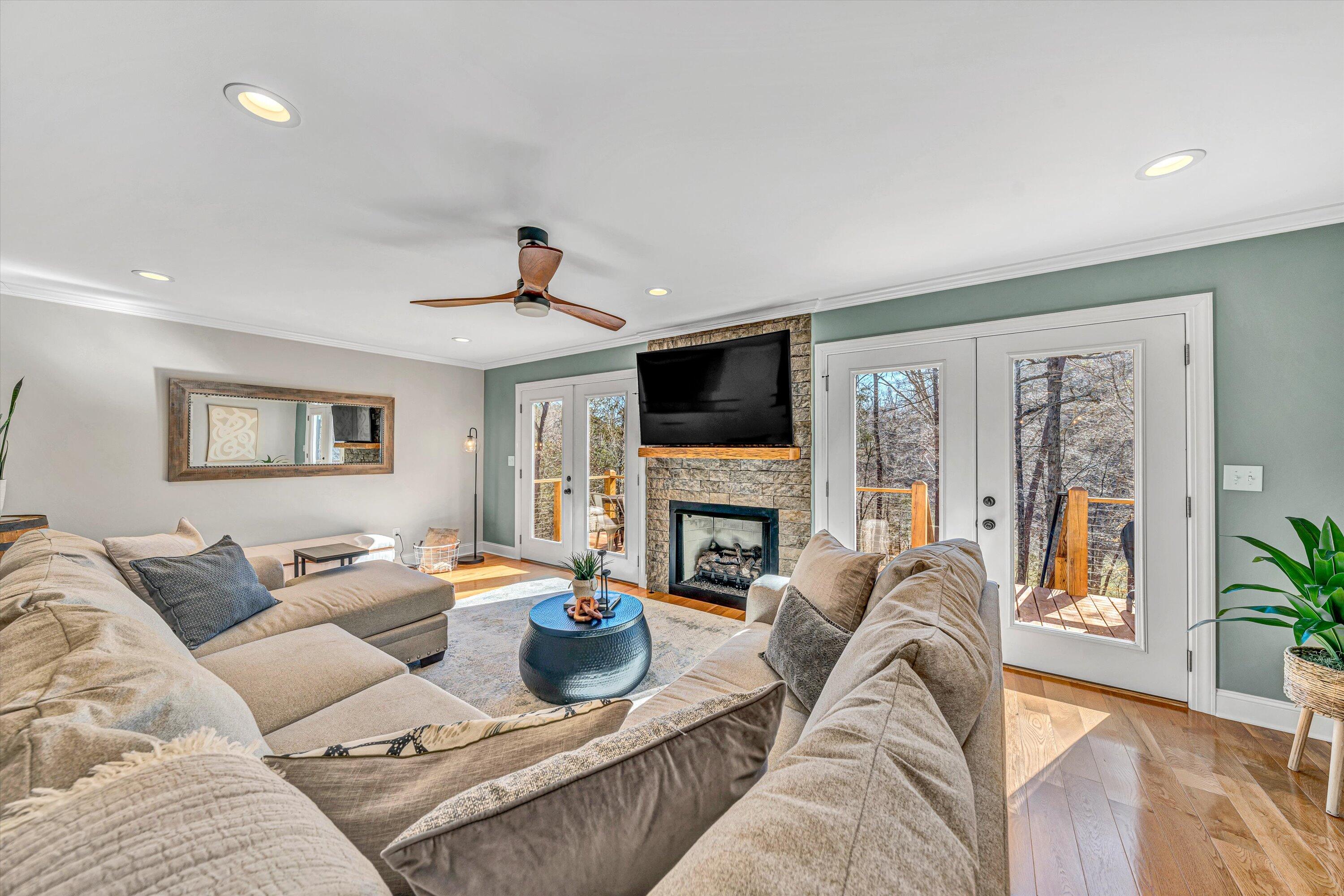 293 Gilford RD