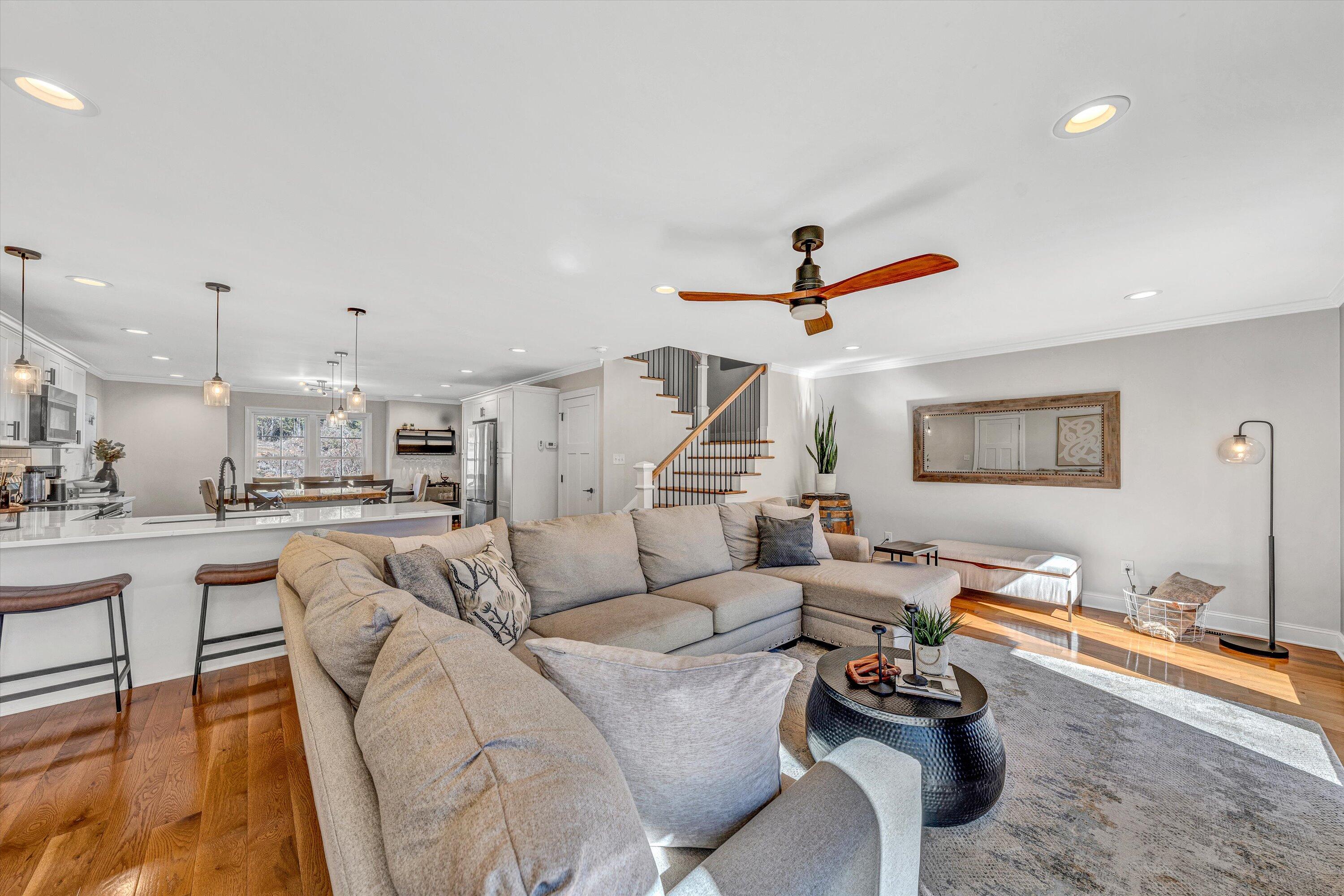 293 Gilford RD