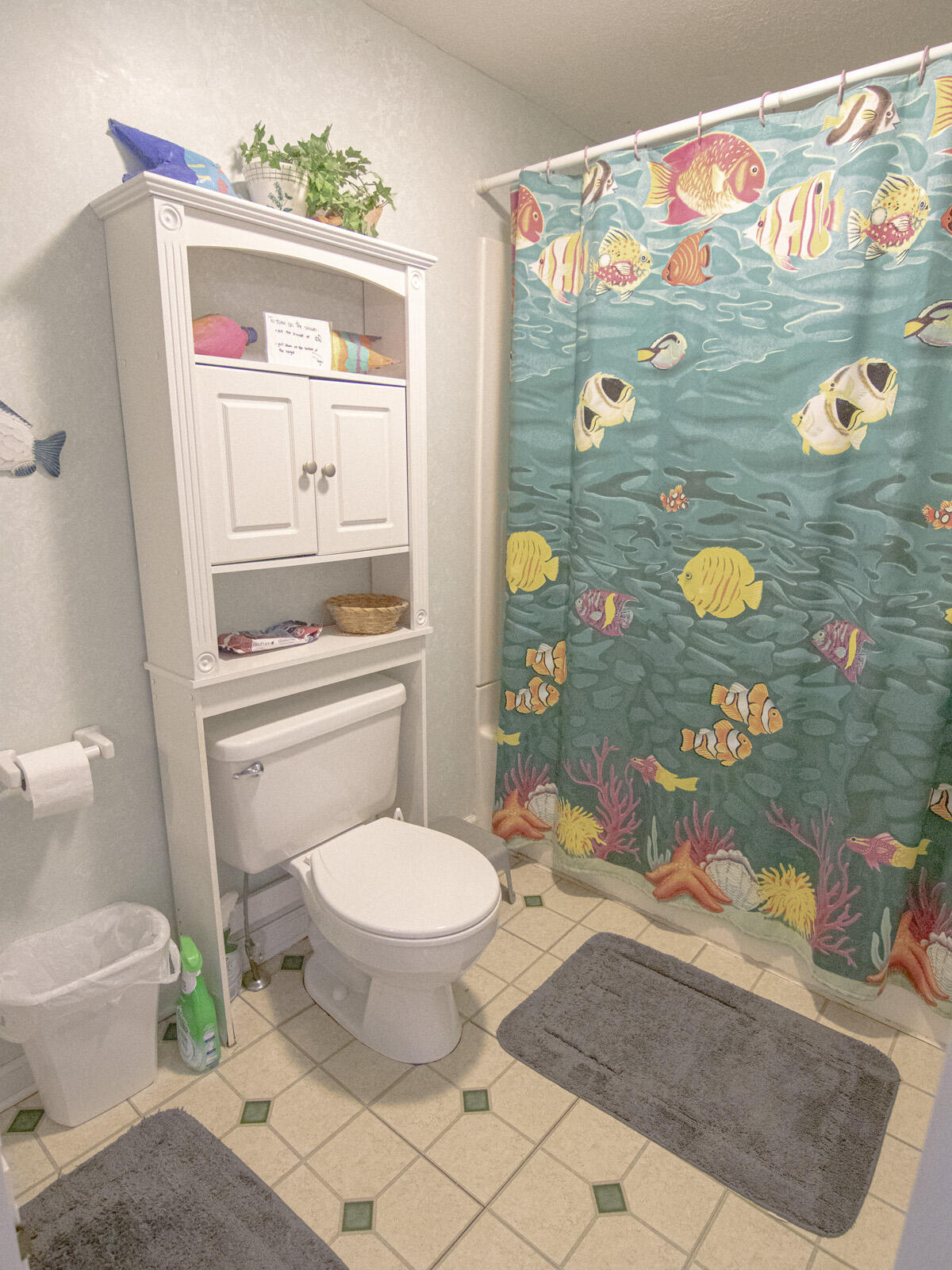 281 Waterlocked RD