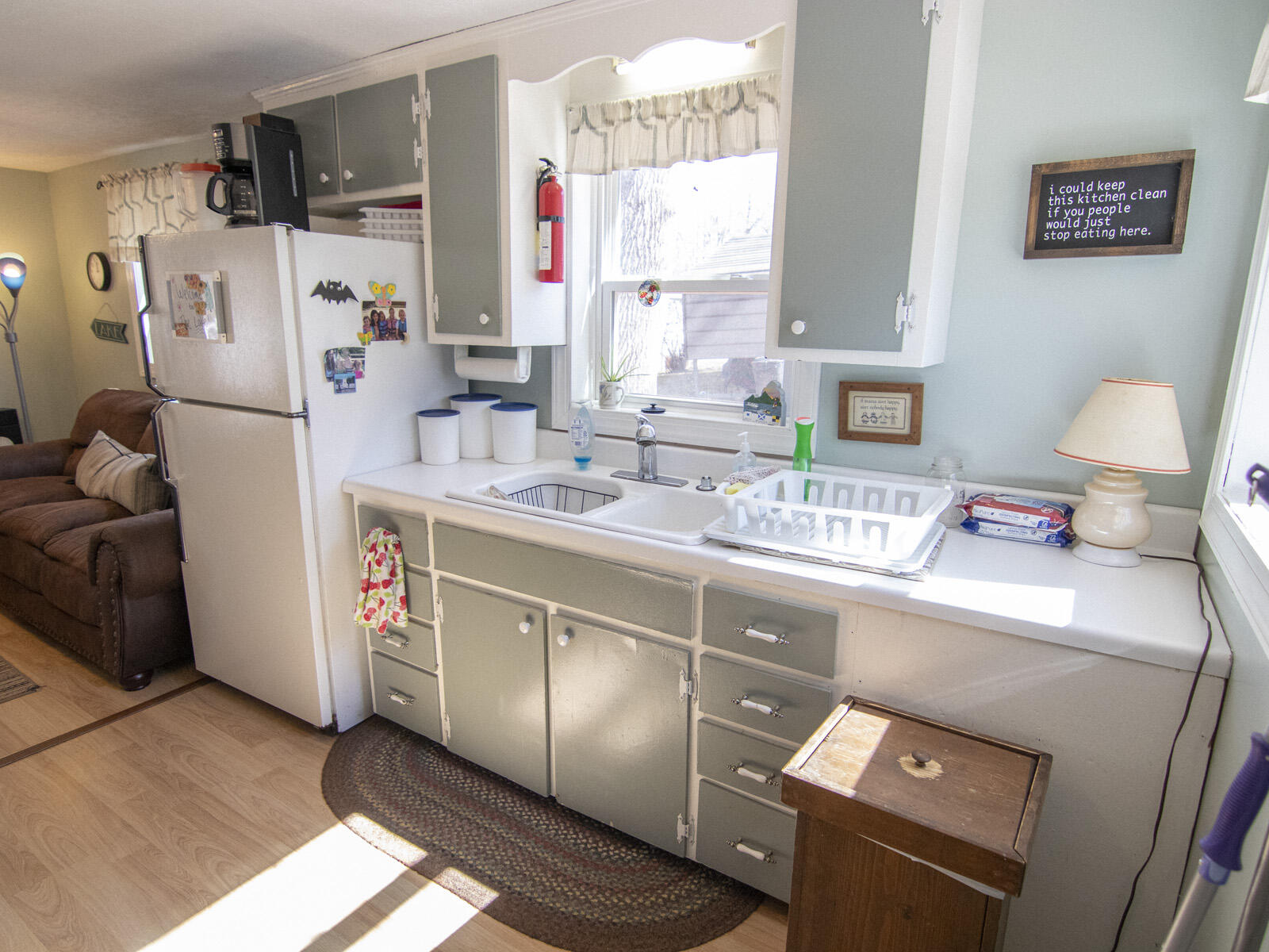 281 Waterlocked RD