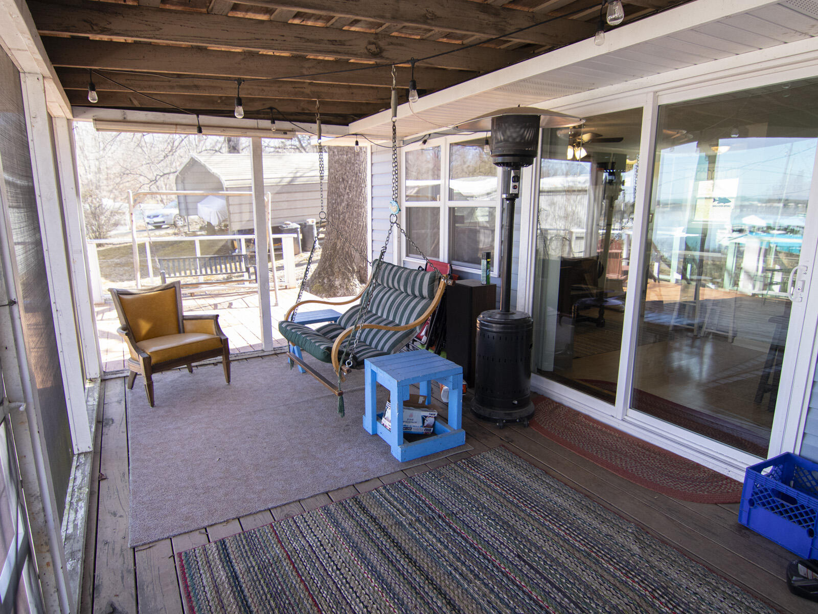 281 Waterlocked RD