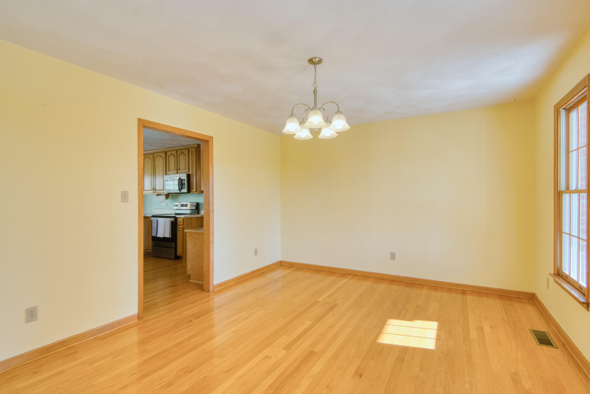 195 Showalter RD NW