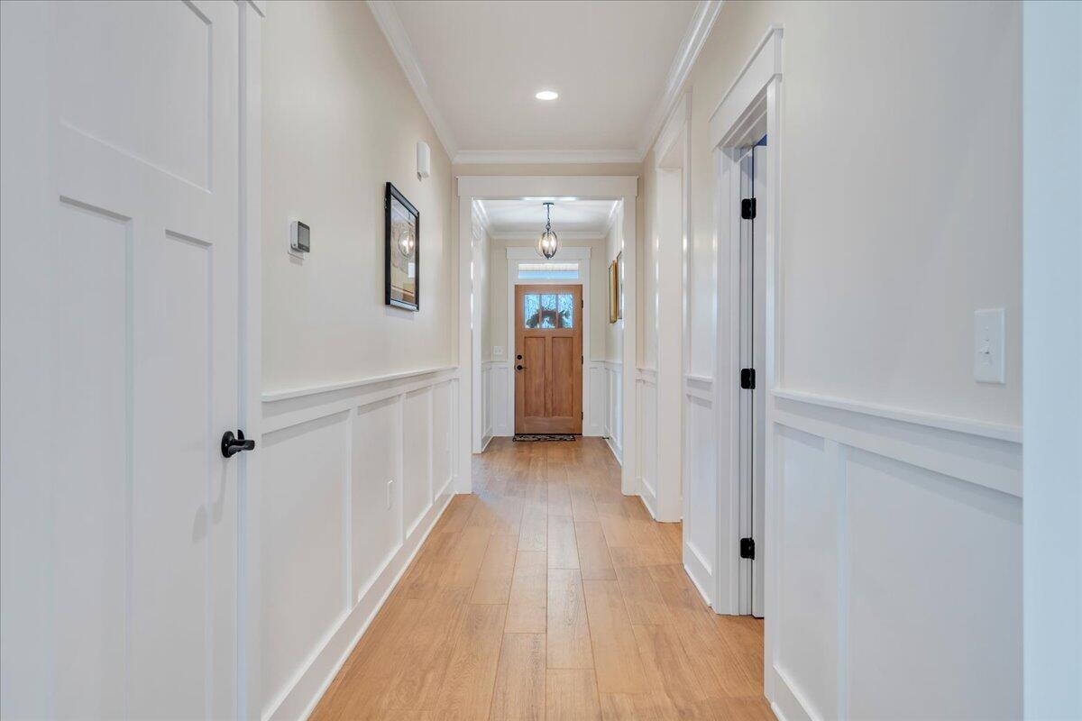 582 Farm DR