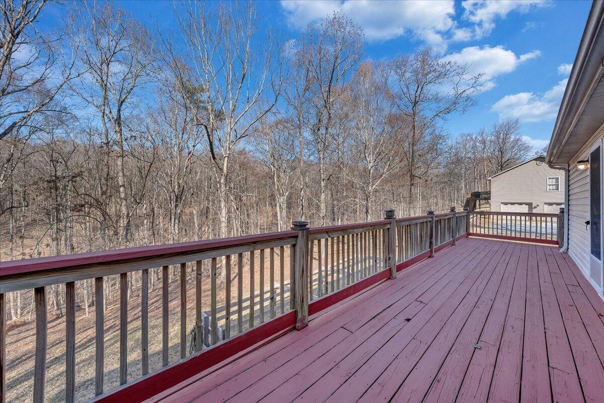1309 Gate Ln