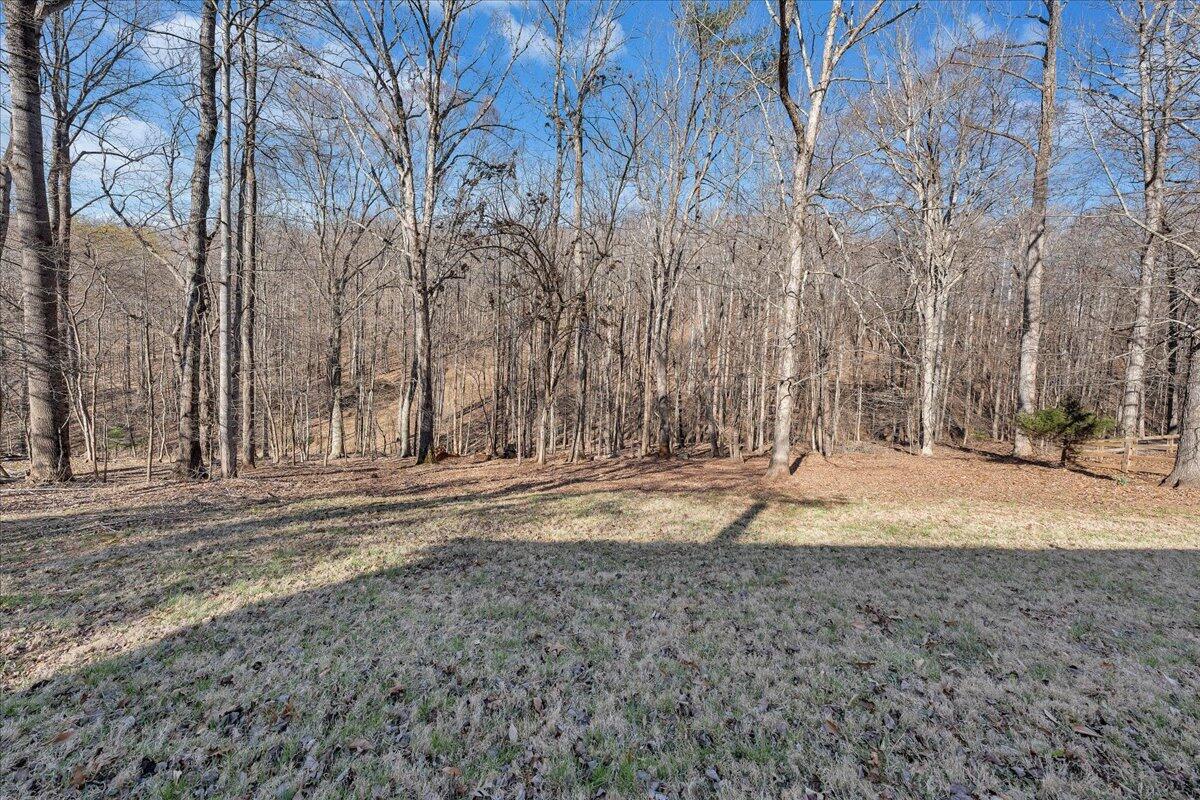 1309 Gate Ln