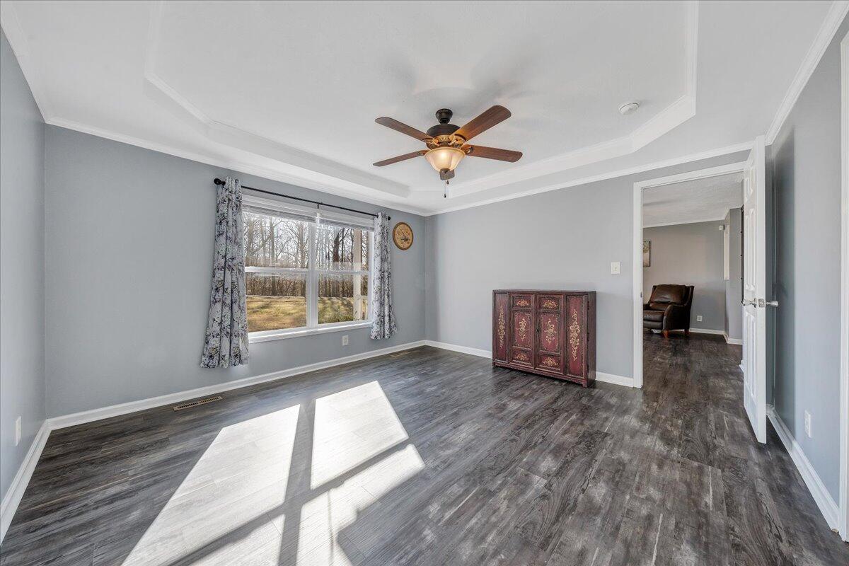 1309 Gate Ln
