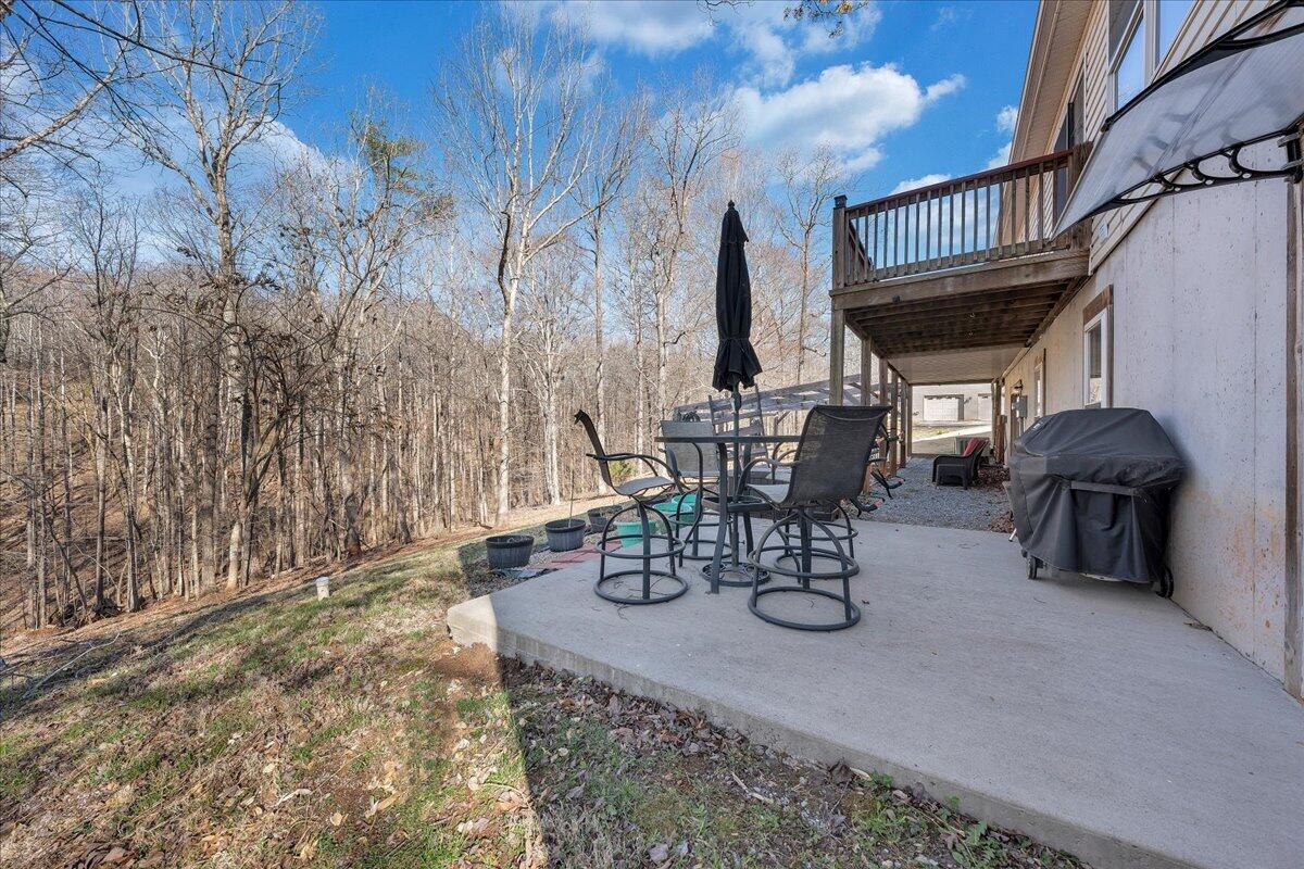1309 Gate Ln