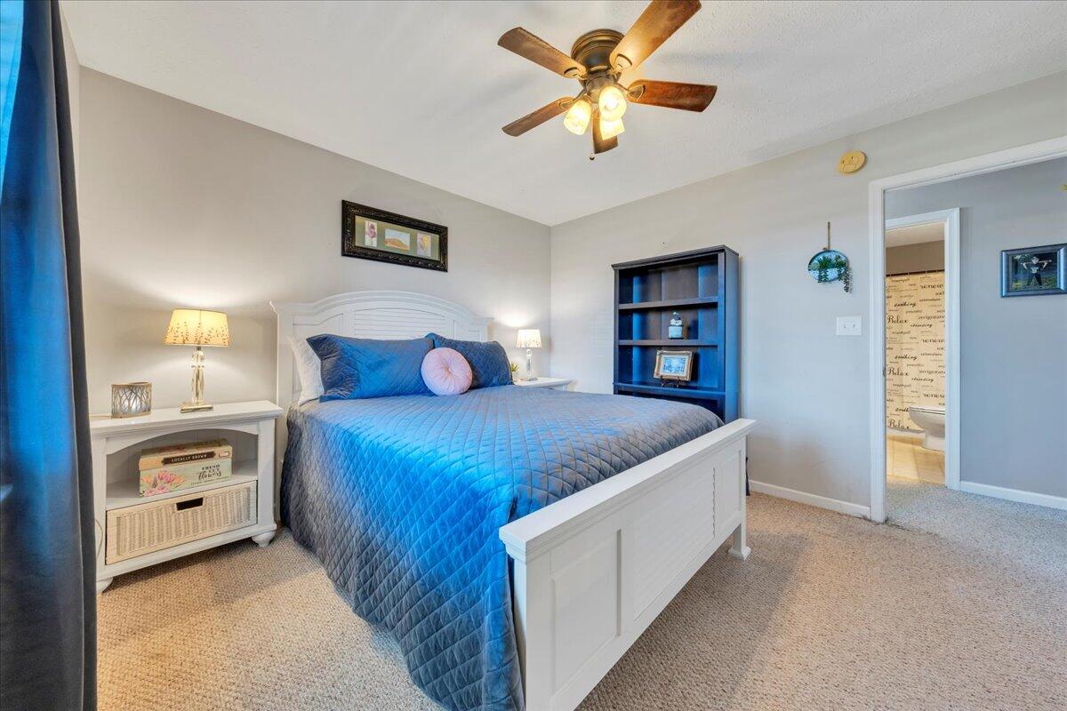 2281 Smith Mountain Lake Pkwy