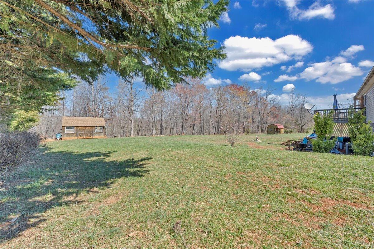 2281 Smith Mountain Lake Pkwy